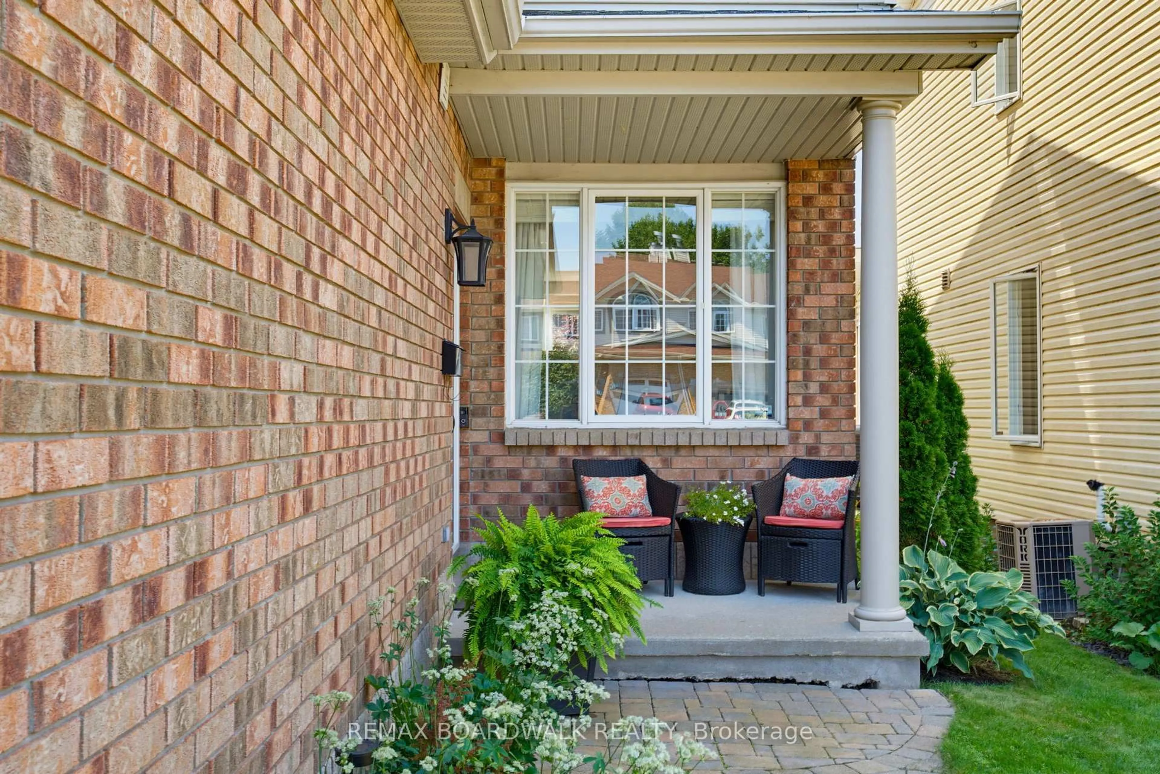 Home with brick exterior material, street for 1474 Bonneville Cres, Ottawa Ontario K1C 7N1