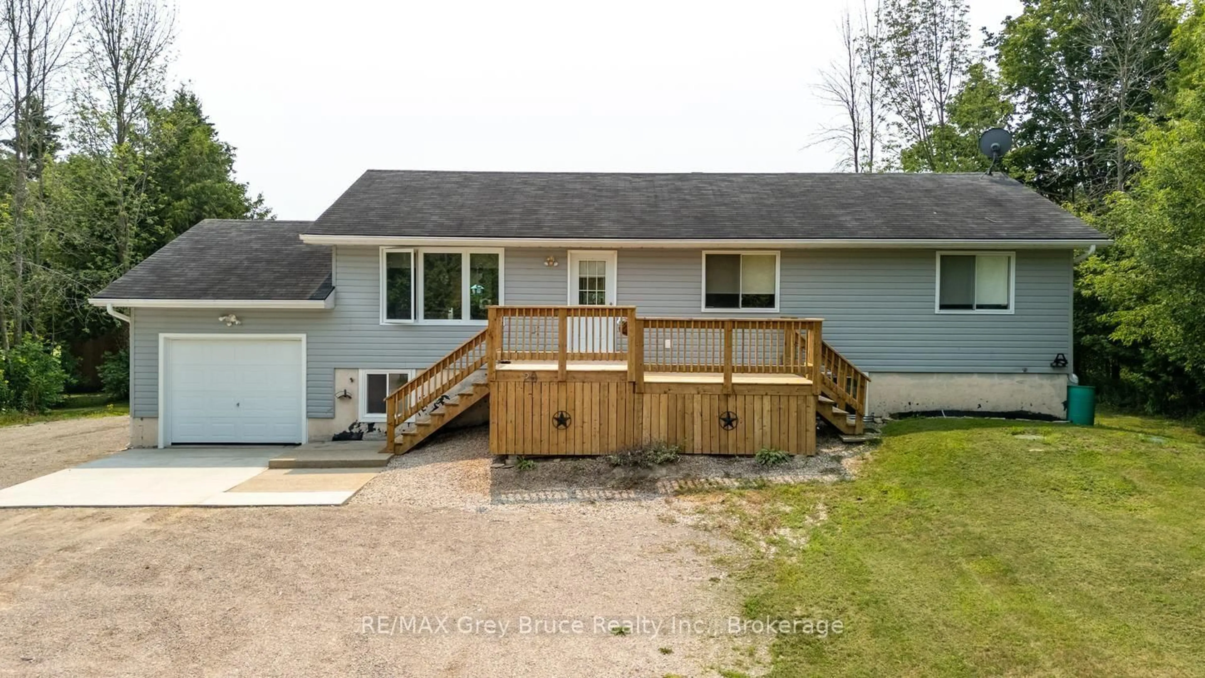 Unknown for 20 Hector St, South Bruce Peninsula Ontario N0H 2T0