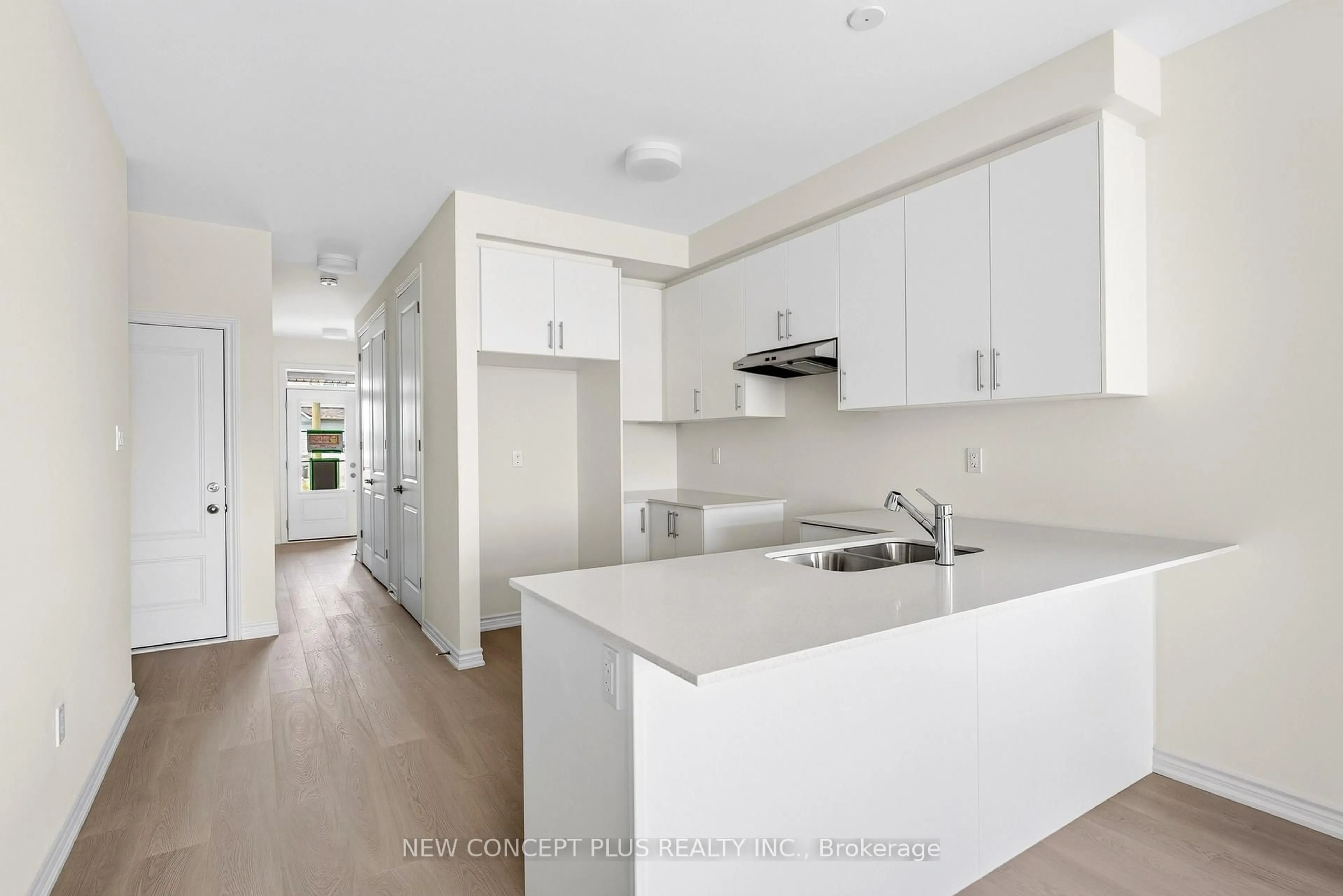 Open concept kitchen, unknown for 66 Debois St, Kawartha Lakes Ontario K9V 0S5