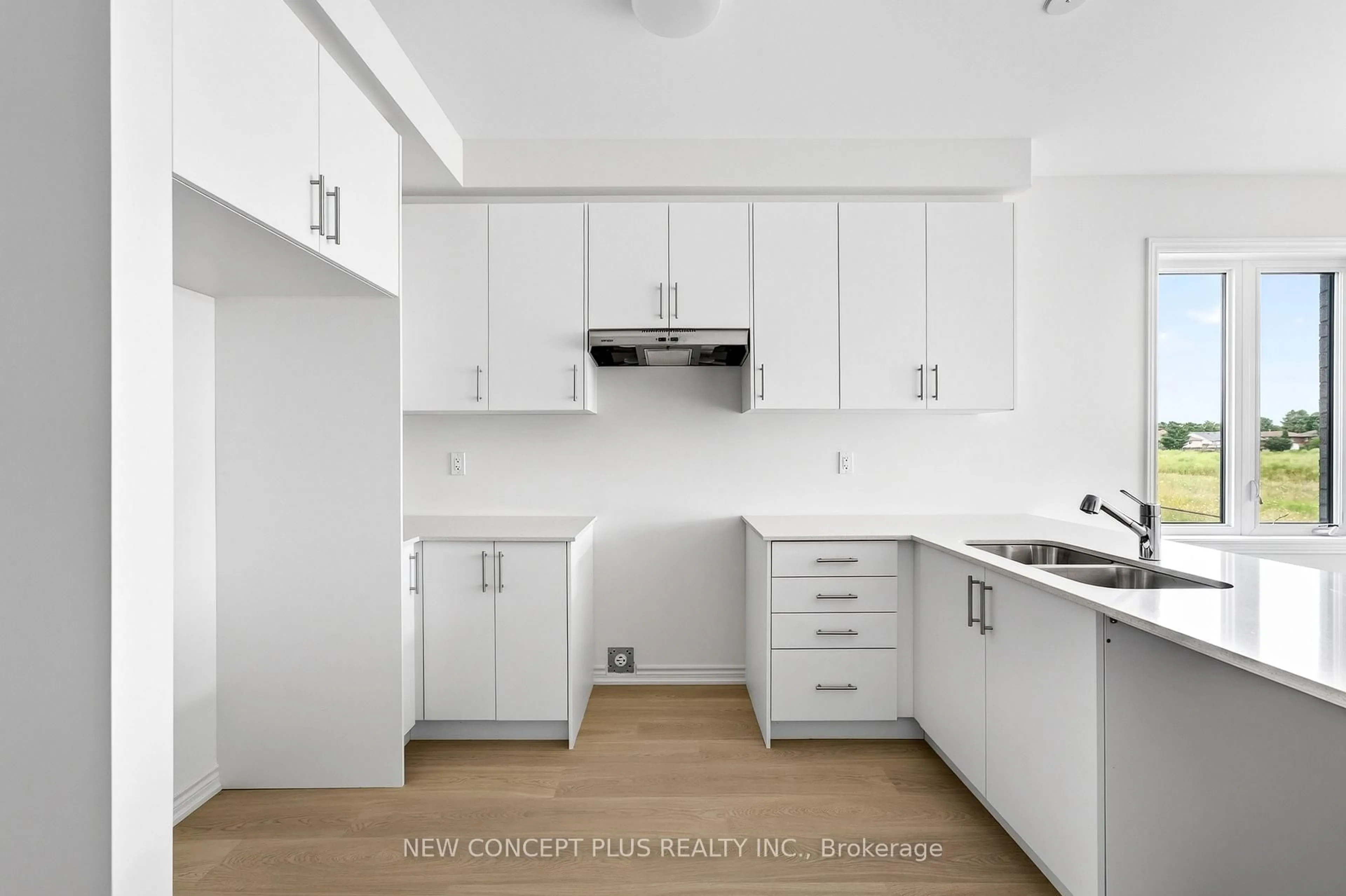 Standard kitchen, unknown for 66 Debois St, Kawartha Lakes Ontario K9V 0S5