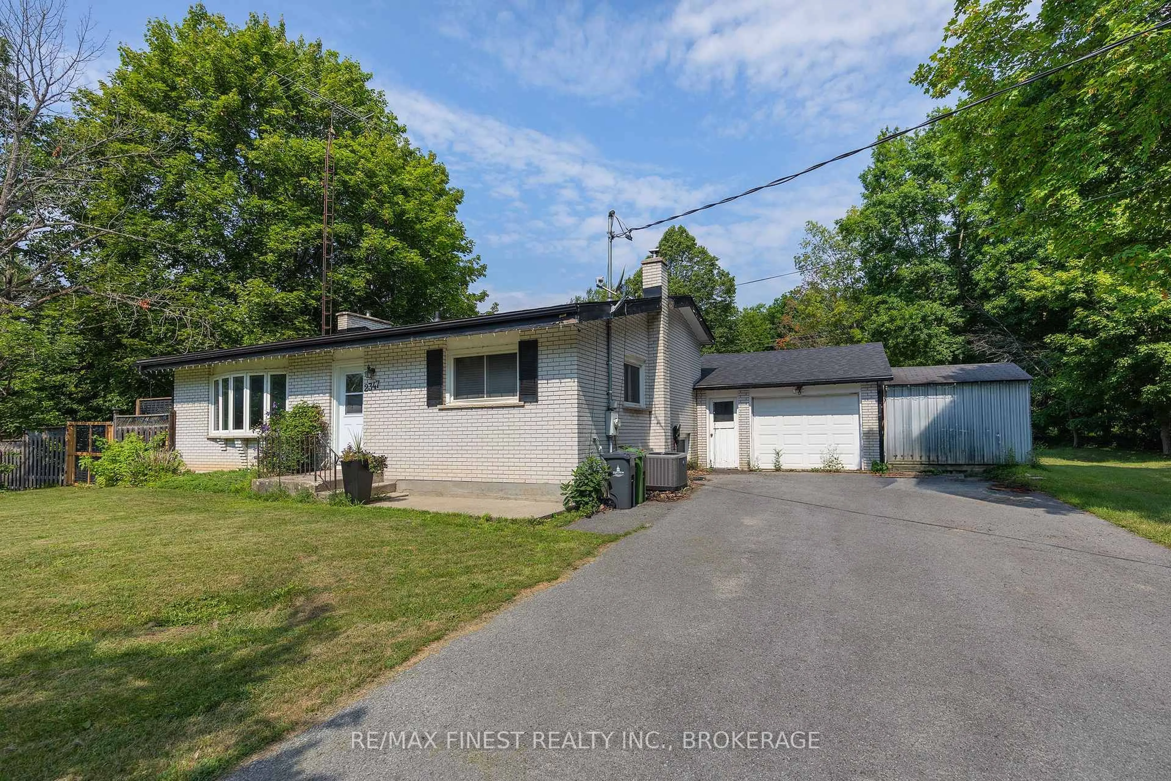 A pic from outside/outdoor area/front of a property/back of a property/a pic from drone, street for 2347 BATTERSEA Rd, Kingston Ontario K0H 1S0