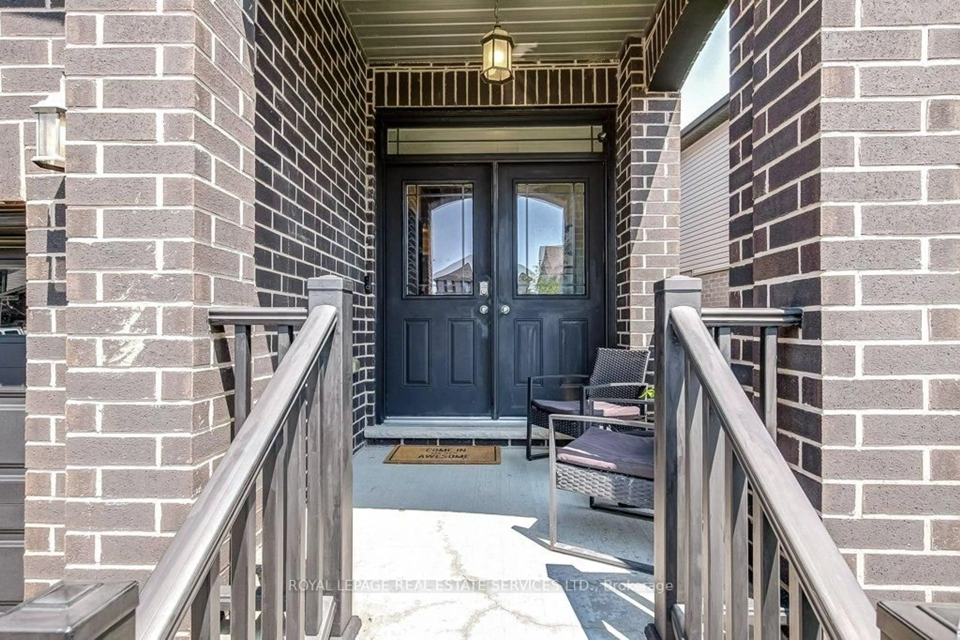 Indoor entryway for 59 Keating St, Guelph Ontario N1E 0S1