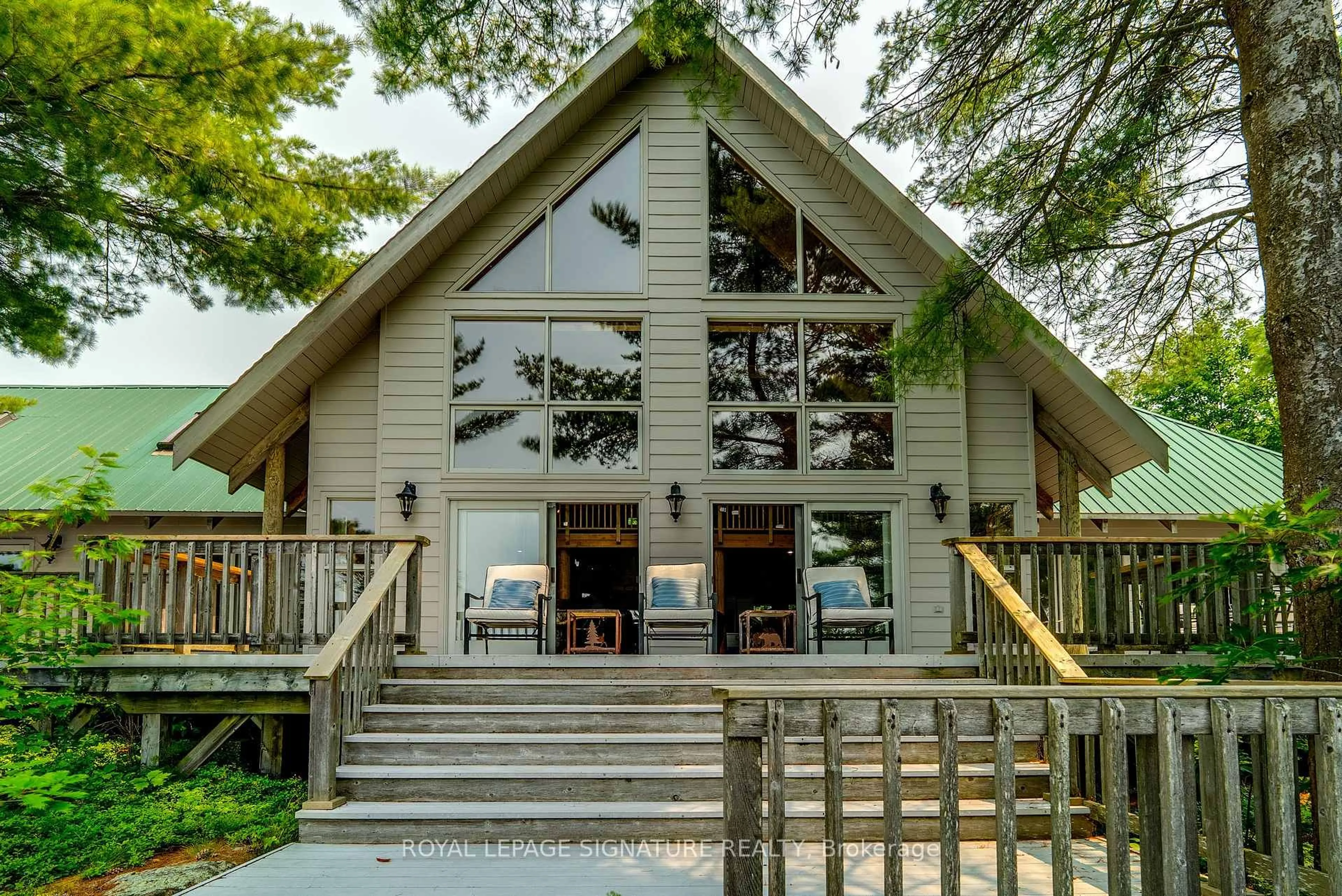 Unknown for B350 Echo Island, The Archipelago Ontario P2A 0A1