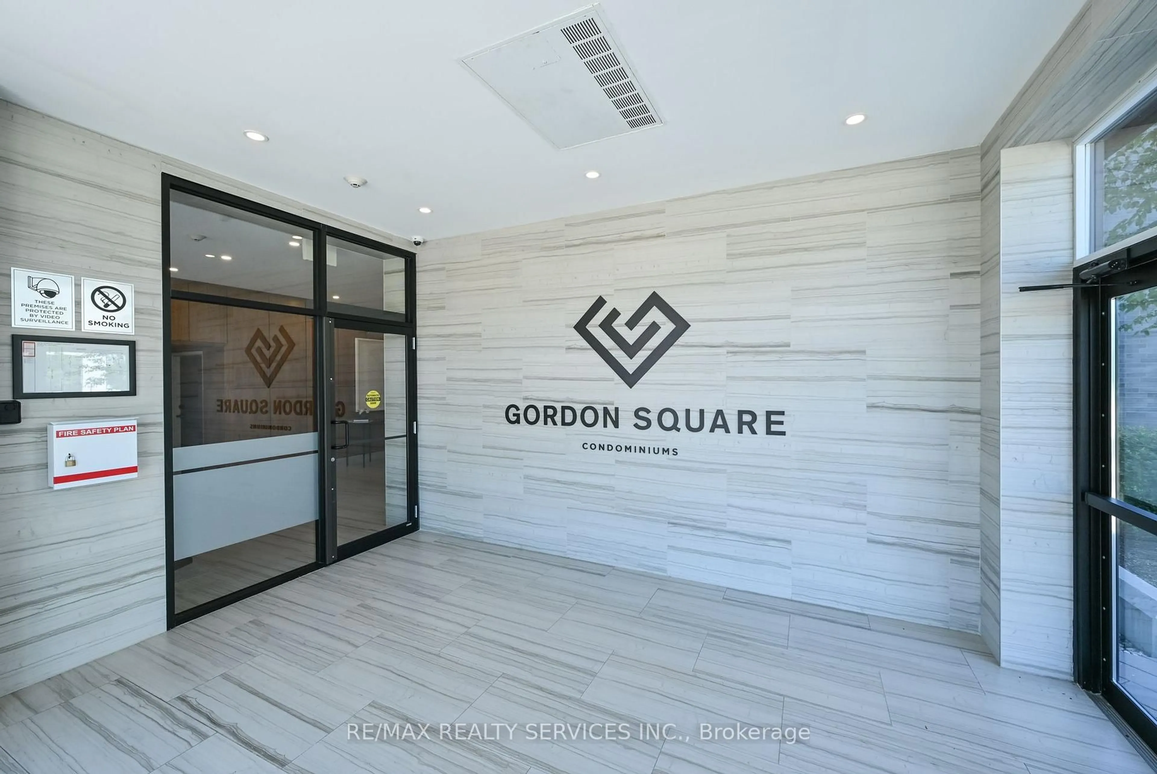 Lobby for 1878 GORDON St #809, Guelph Ontario N1L 0P4