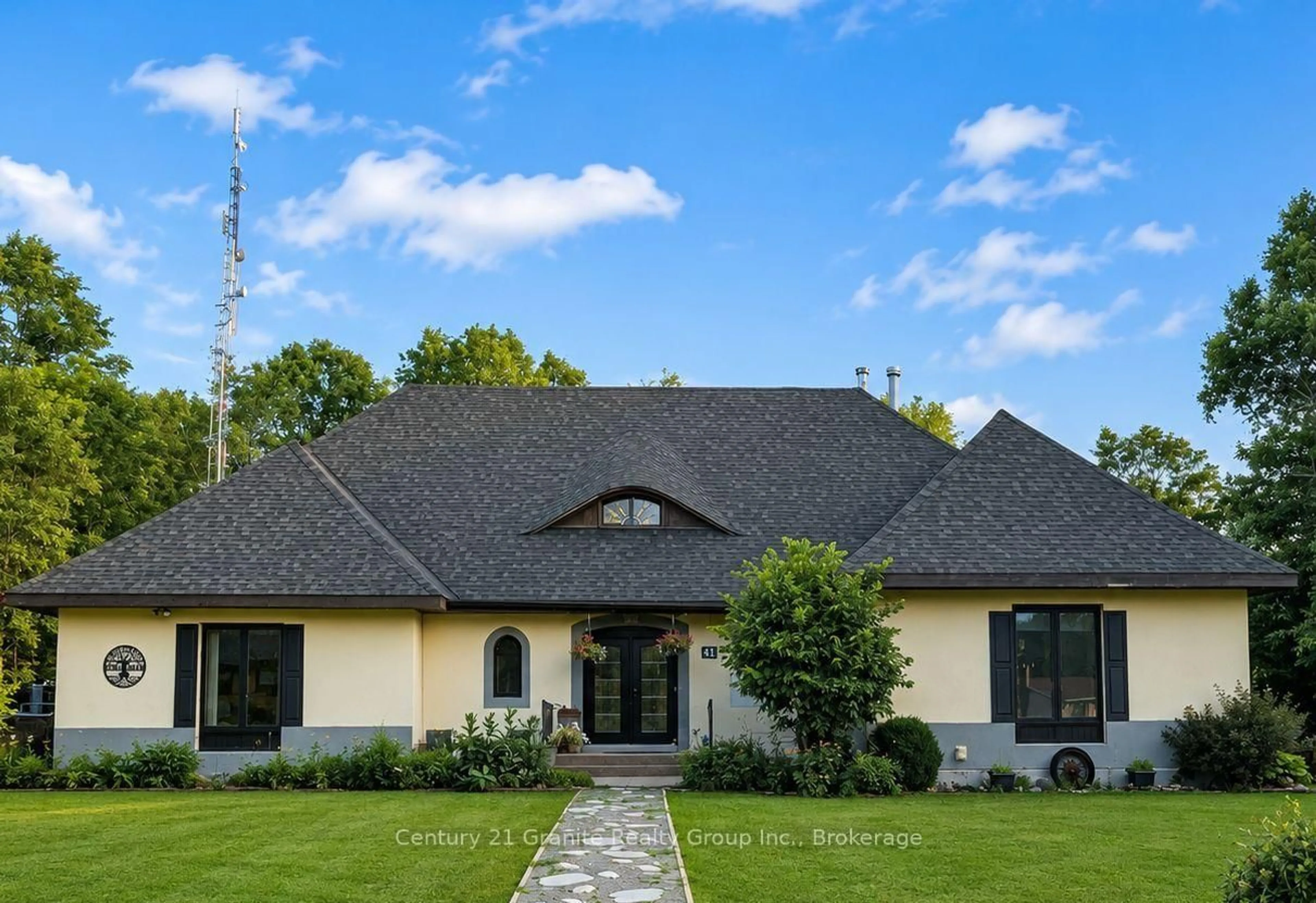 Home with brick exterior material, unknown for 41 Maple St, Bancroft Ontario K0L 1C0