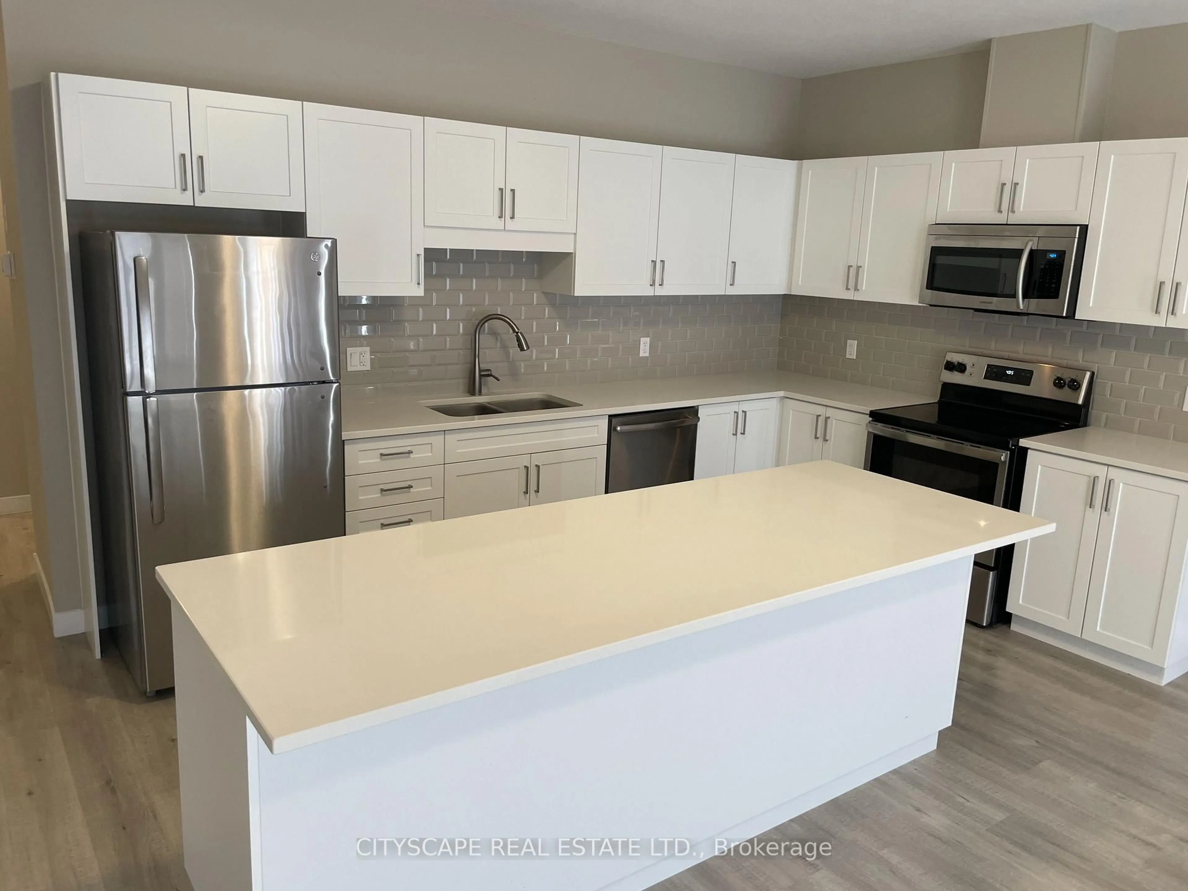 Open concept kitchen, unknown for 51 Waterthrush Lane, Norfolk Ontario N3Y 0E9