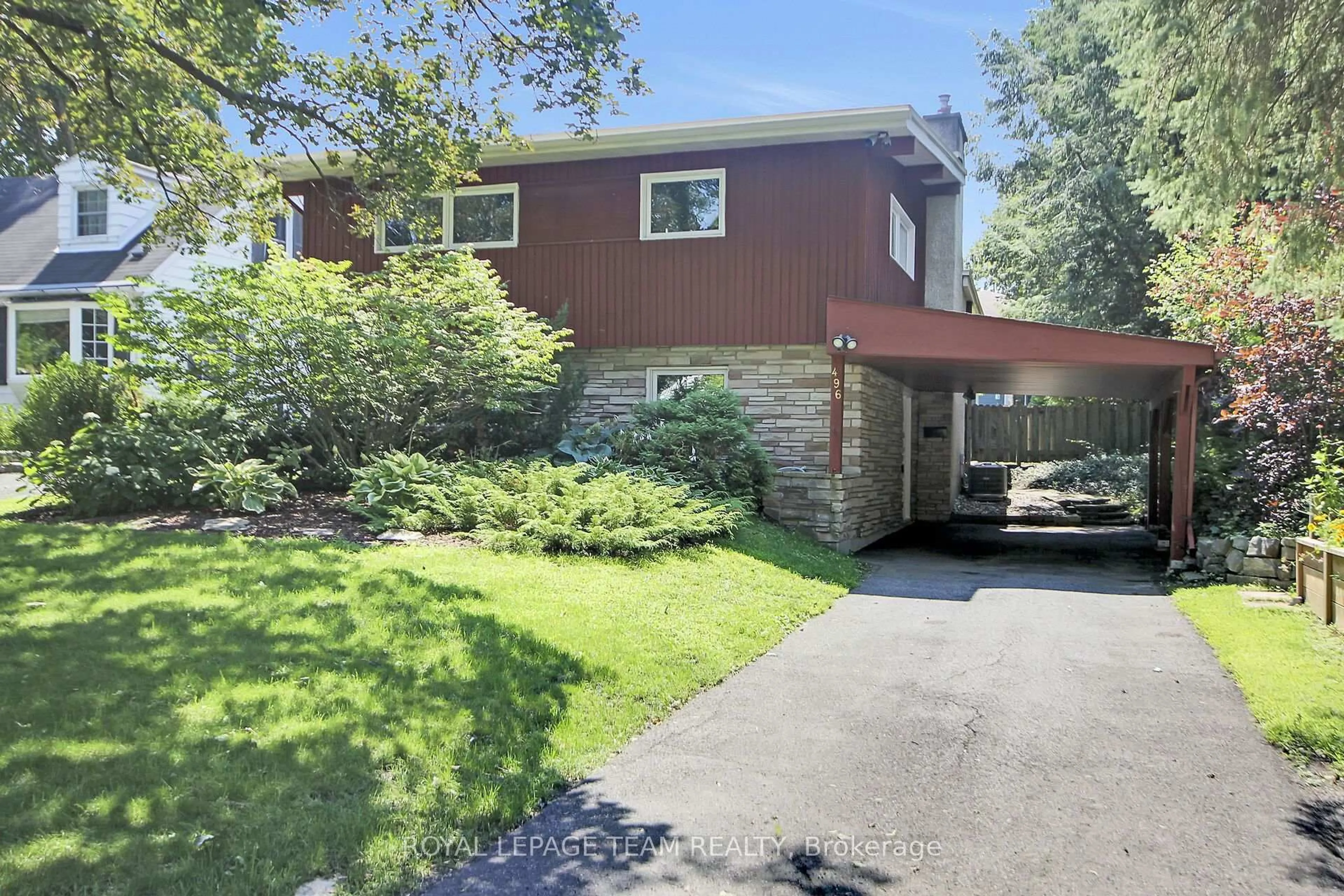 Home with brick exterior material, street for 496 Bloor Ave, Ottawa Ontario K1G 0V3