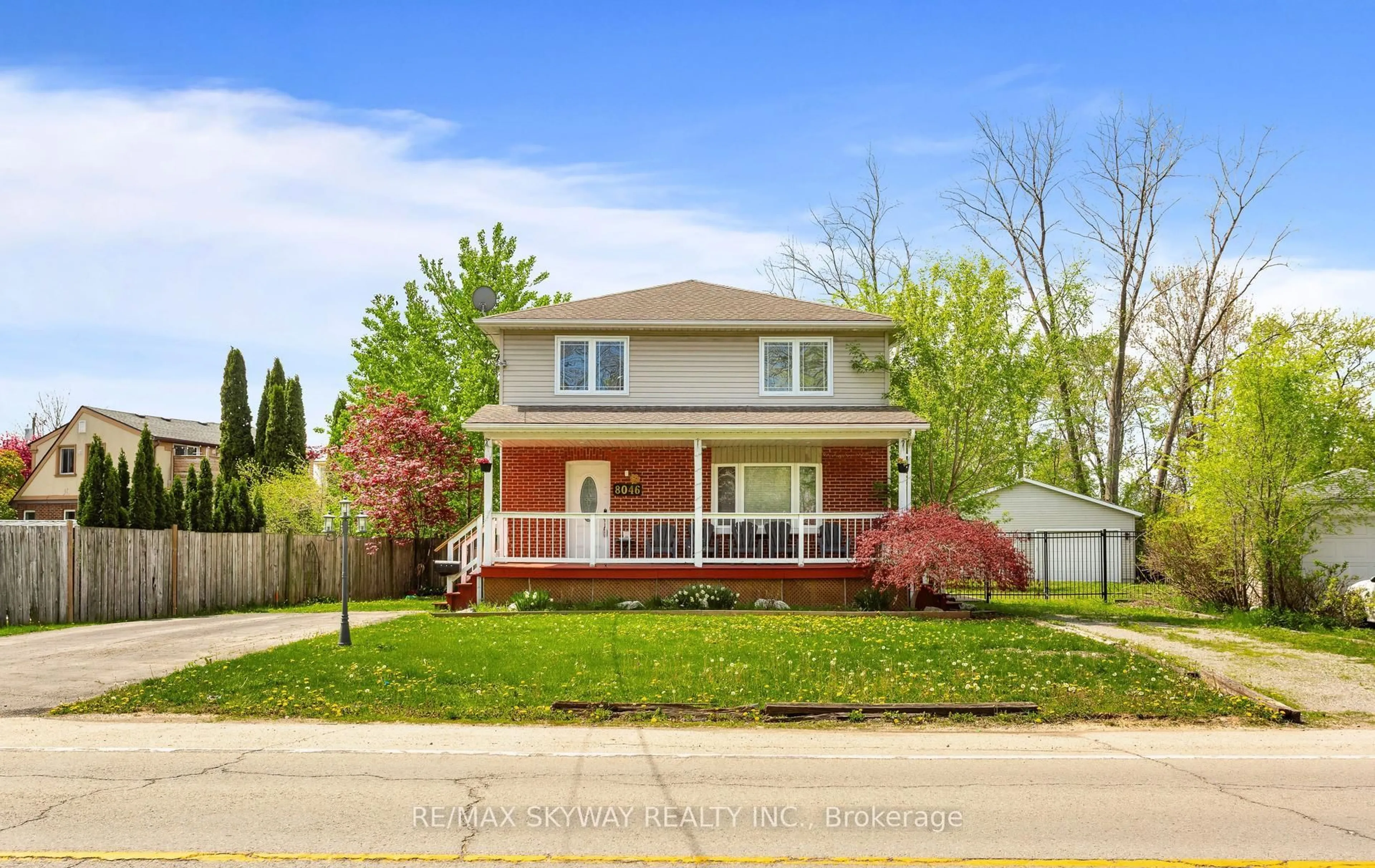 Home with brick exterior material, street for 8046 Beaverdams Rd, Niagara Falls Ontario L2H 1R8