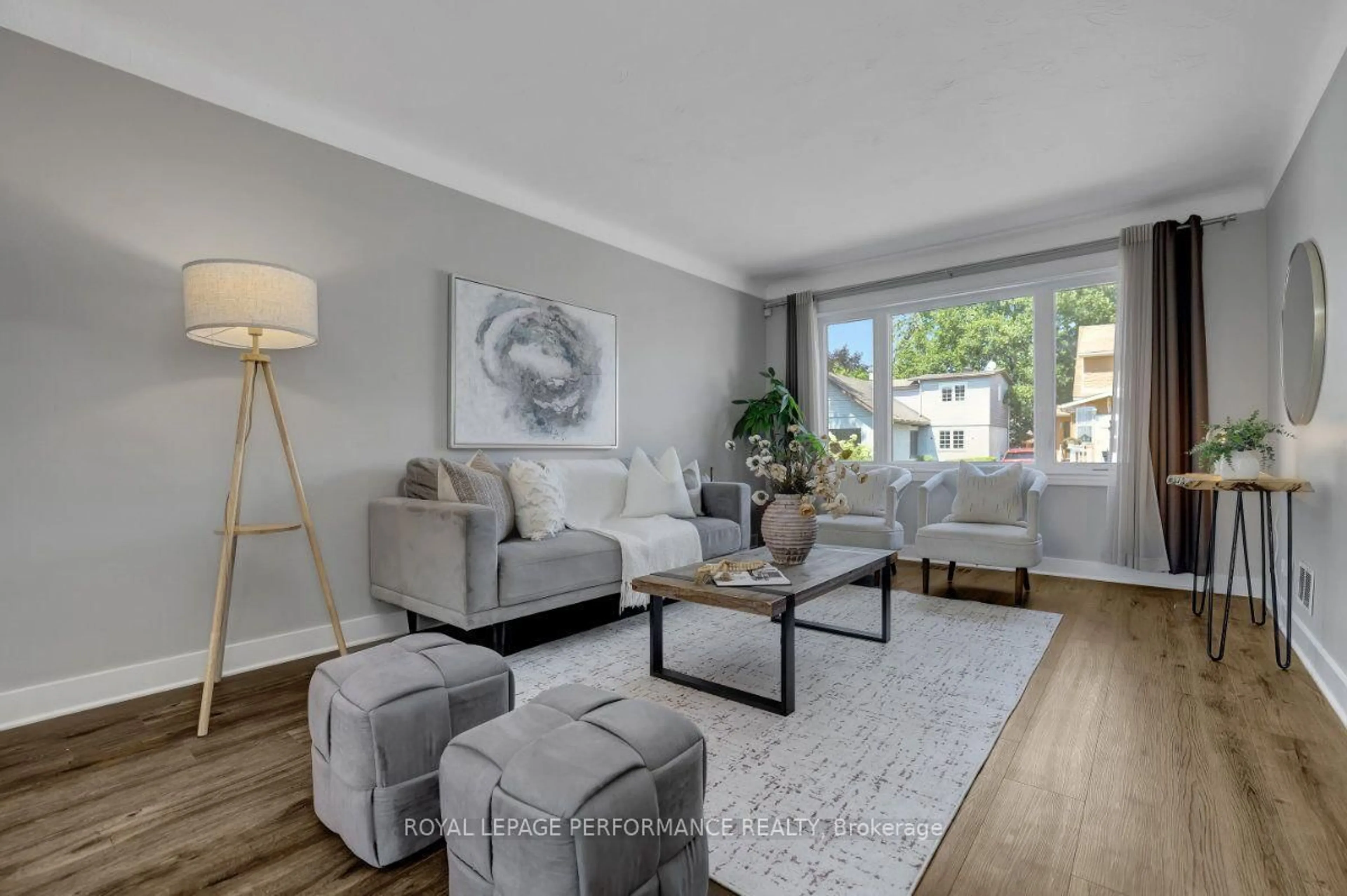 Living room with furniture, unknown for 12 Prince Albert St, Ottawa Ontario K1K 2A4