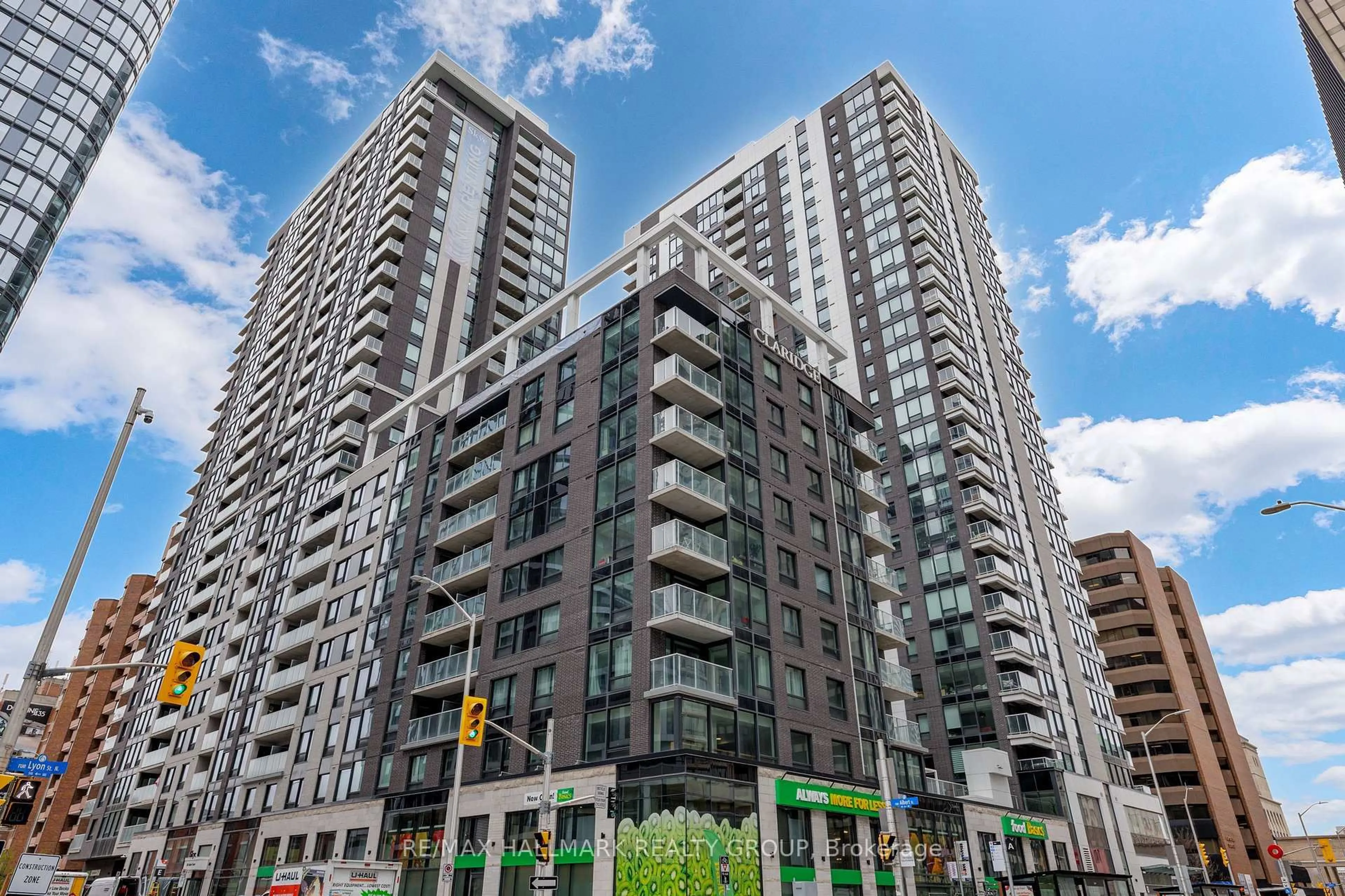 Patio, unknown for 340 Queen St #1306, Ottawa Ontario K1R 0G1