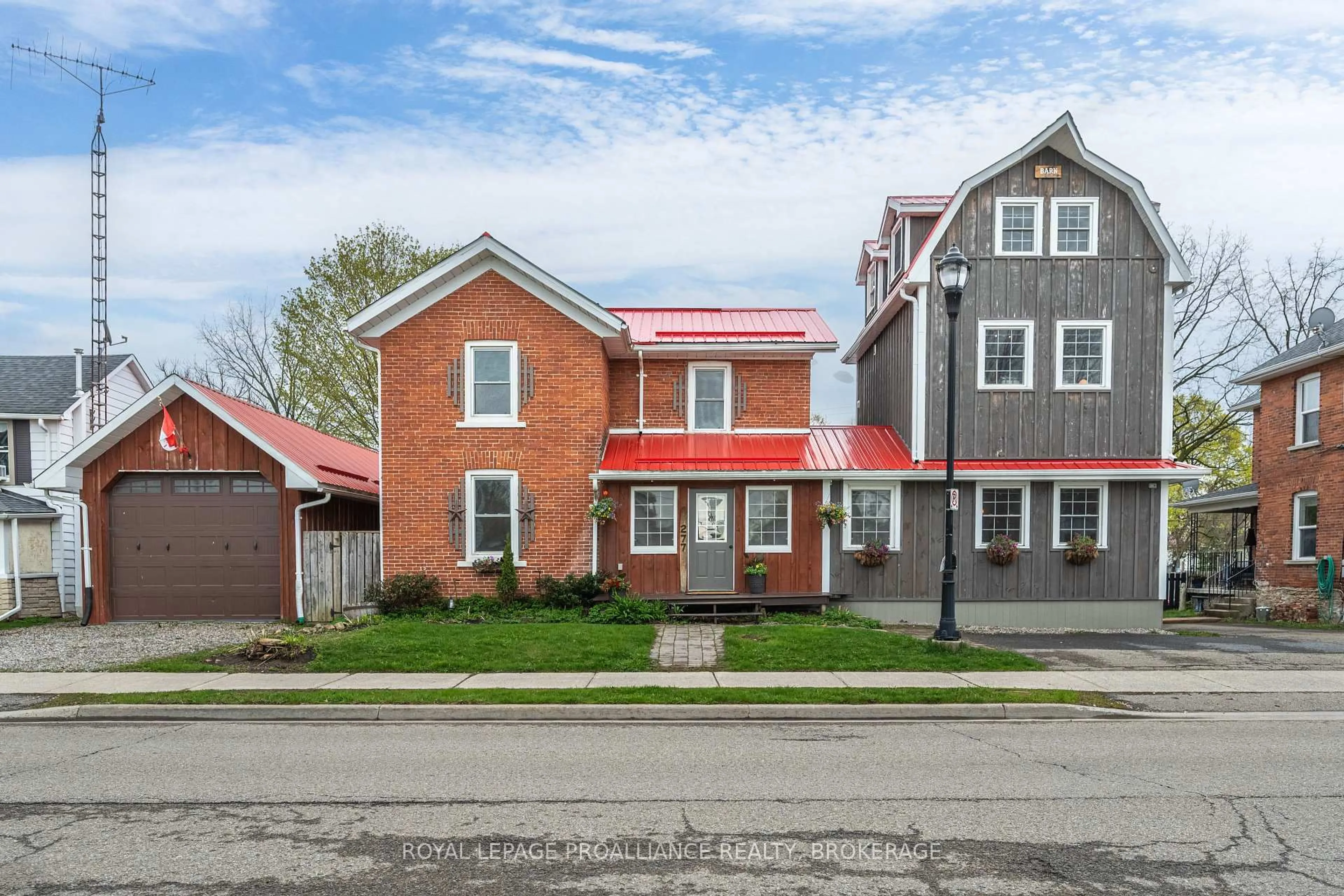 Home with brick exterior material, street for 277 Brock St, Gananoque Ontario K7G 1K5
