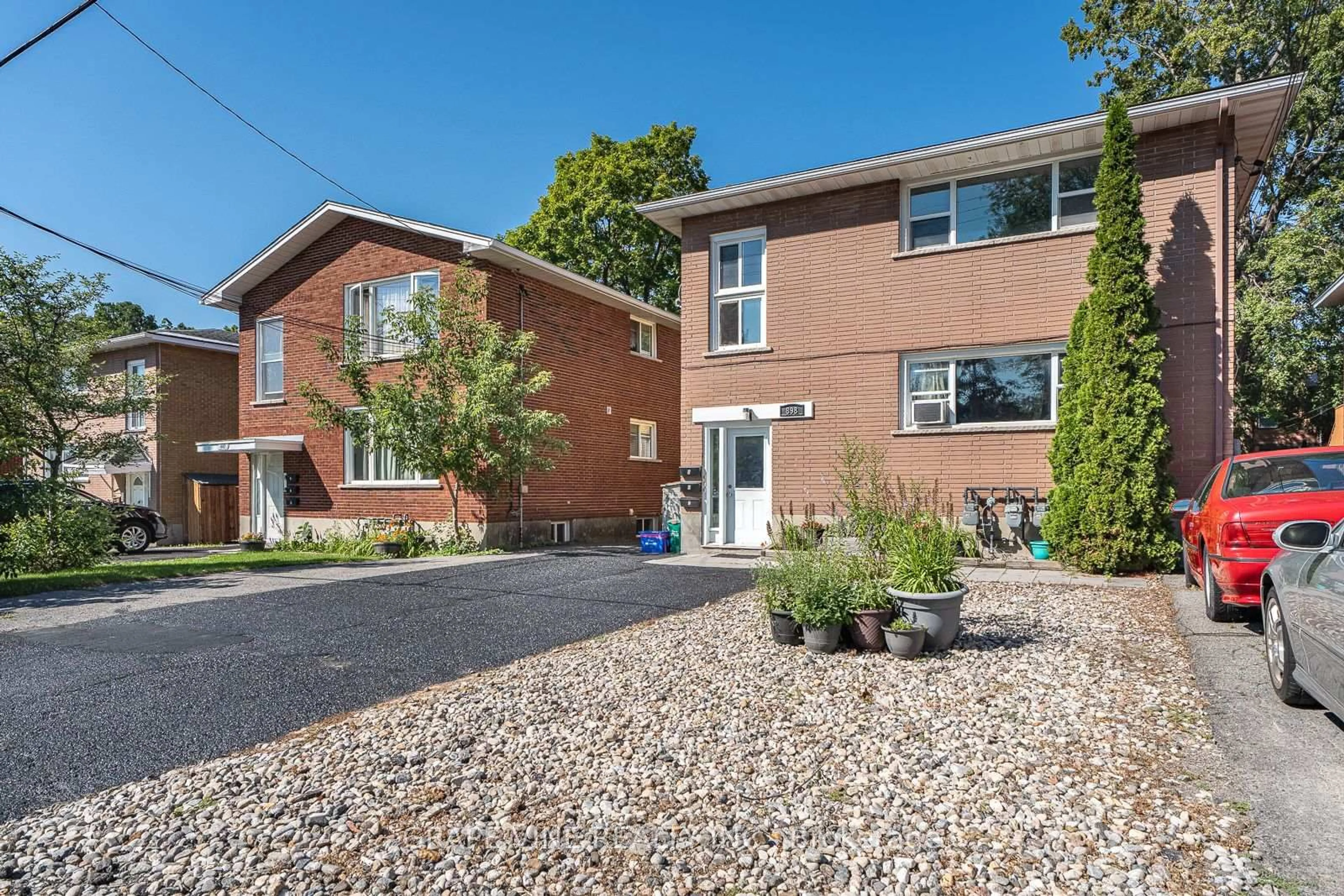 Home with brick exterior material, street for 898 Watson Ave, Ottawa Ontario K2B 6B9