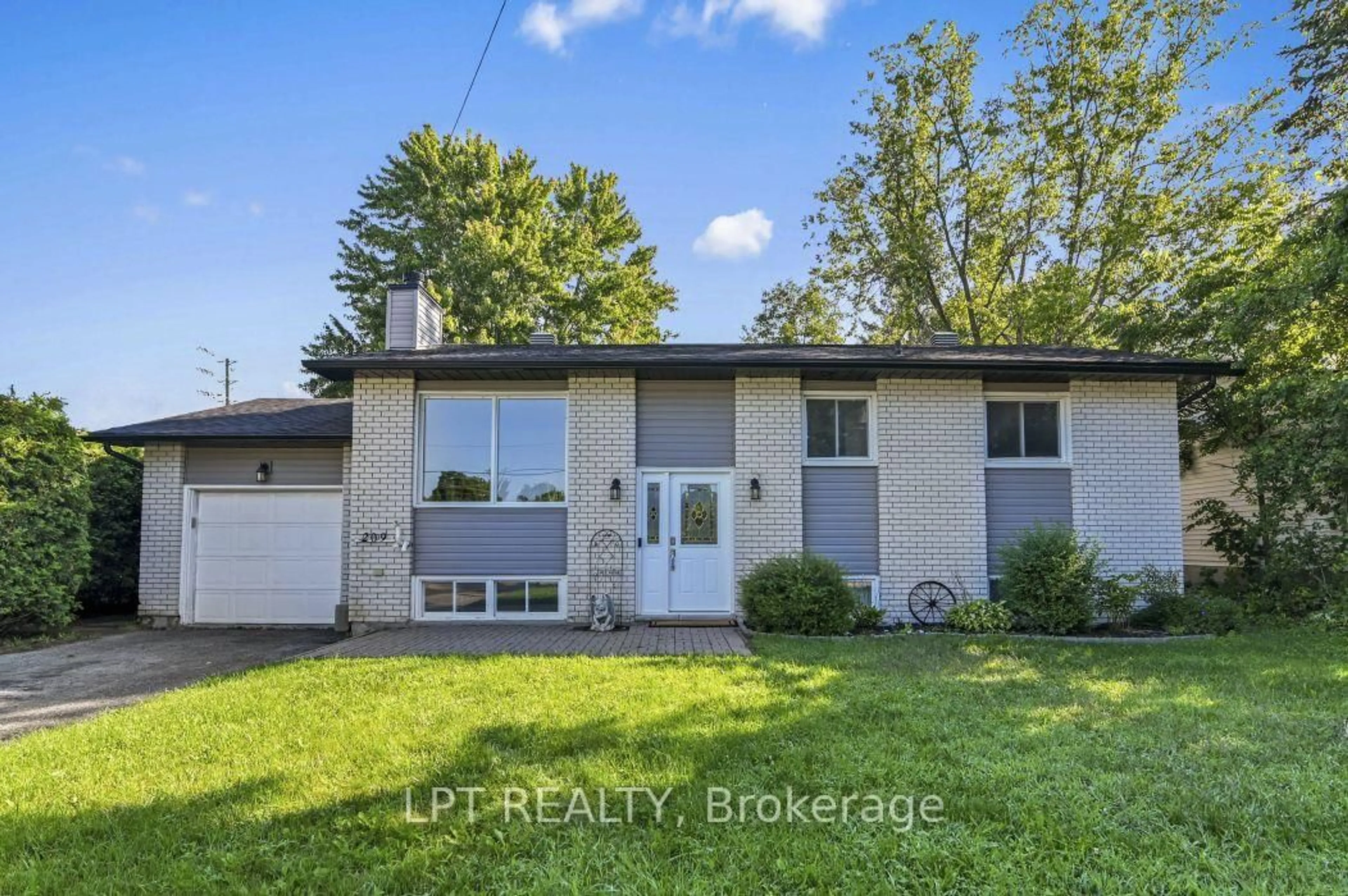 Unknown for 209 BRIDGE St, North Grenville Ontario K0G 1J0