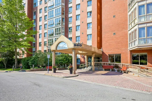 960 Teron Rd #906, Ottawa 1