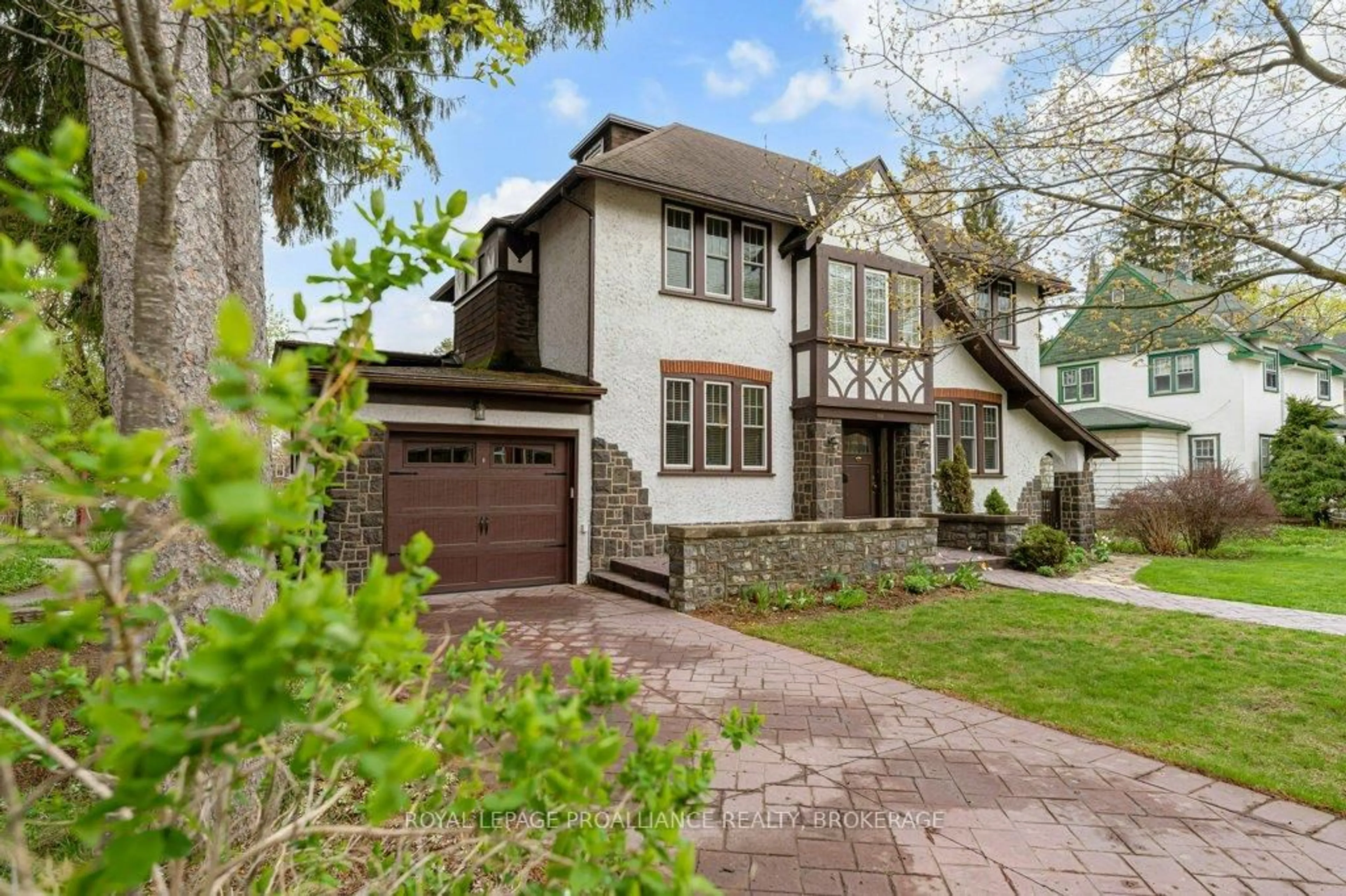 Home with brick exterior material, street for 163 Pine St, Gananoque Ontario K7G 1C6