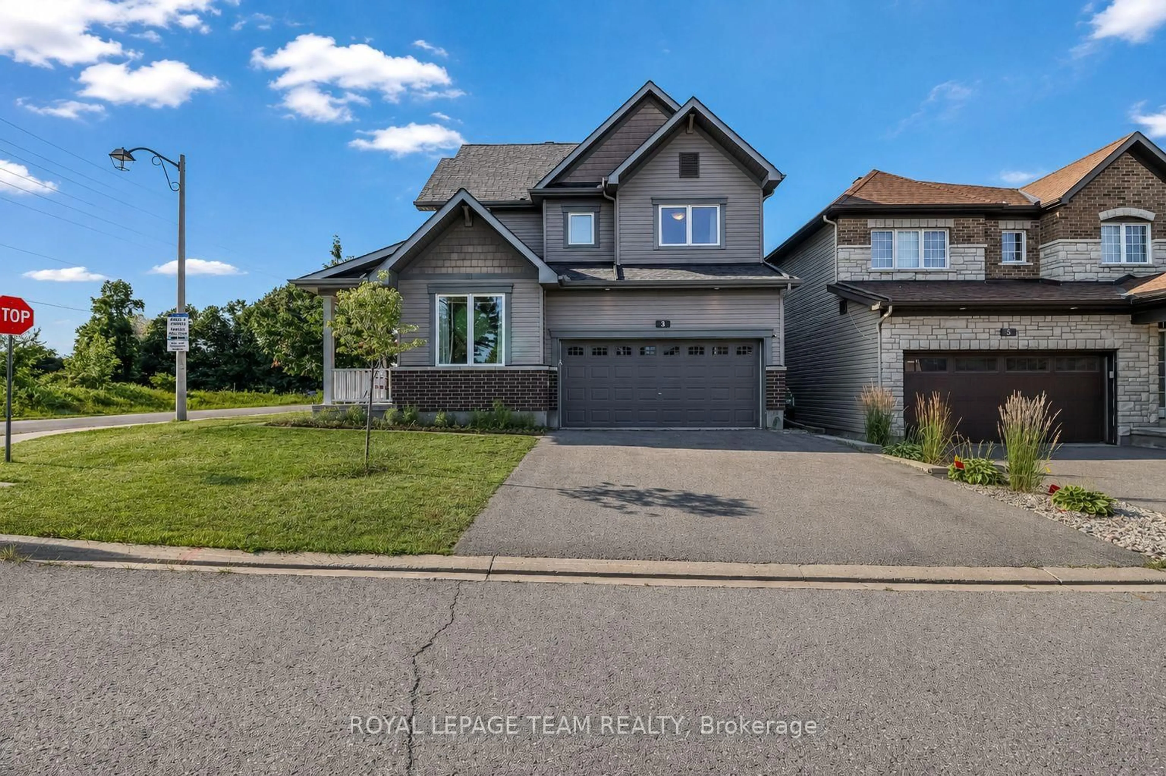 Home with brick exterior material, street for 3 Stoneleigh St, Ottawa Ontario K2G 7A2