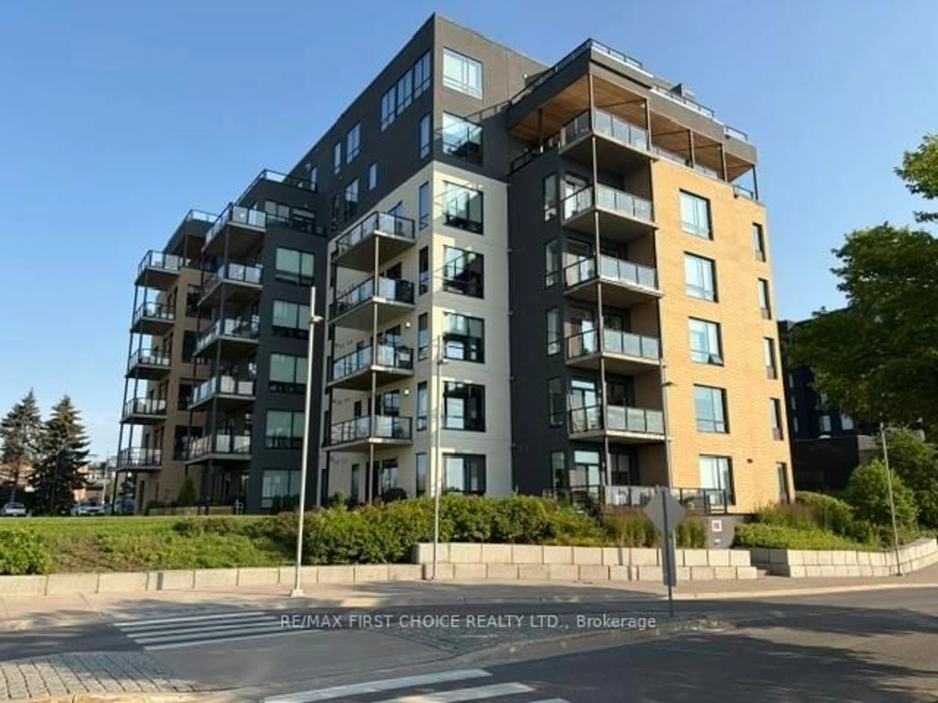 A pic from outside/outdoor area/front of a property/back of a property/a pic from drone, building for 2260 Sleeping Giant Pkwy #2103, Thunder Bay Ontario P7A 0E7