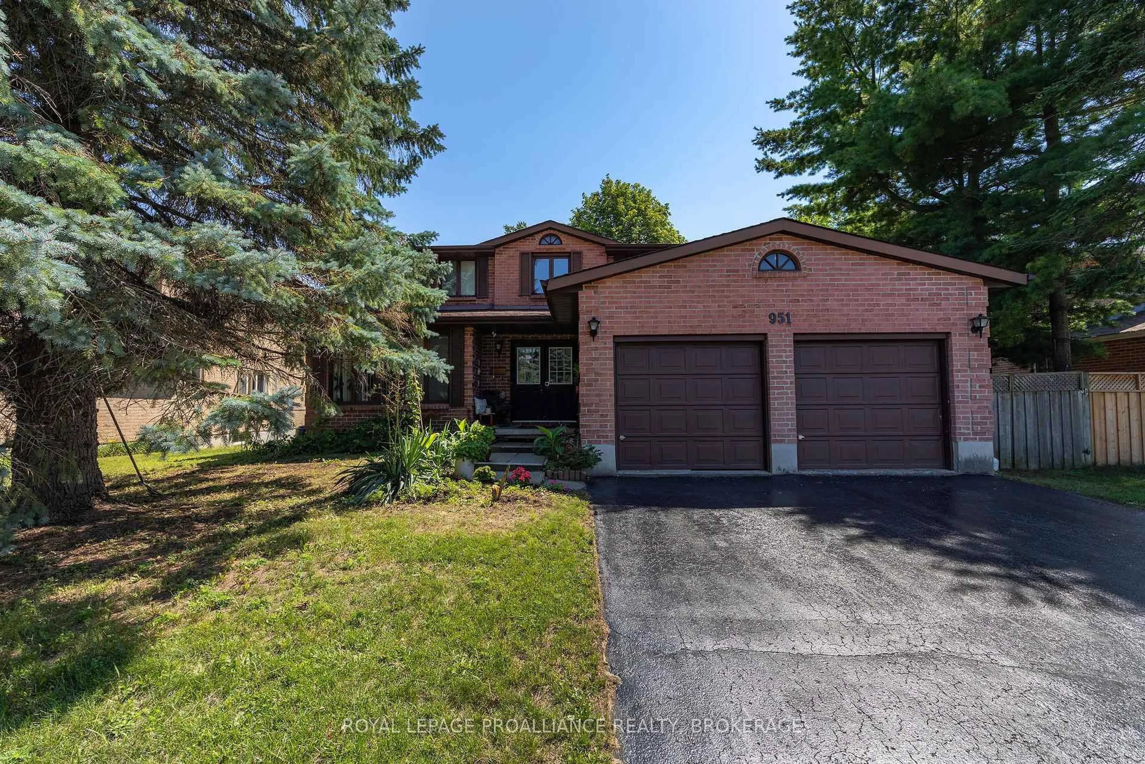 Home with brick exterior material, street for 951 Newcastle St, Kingston Ontario K7P 2H5