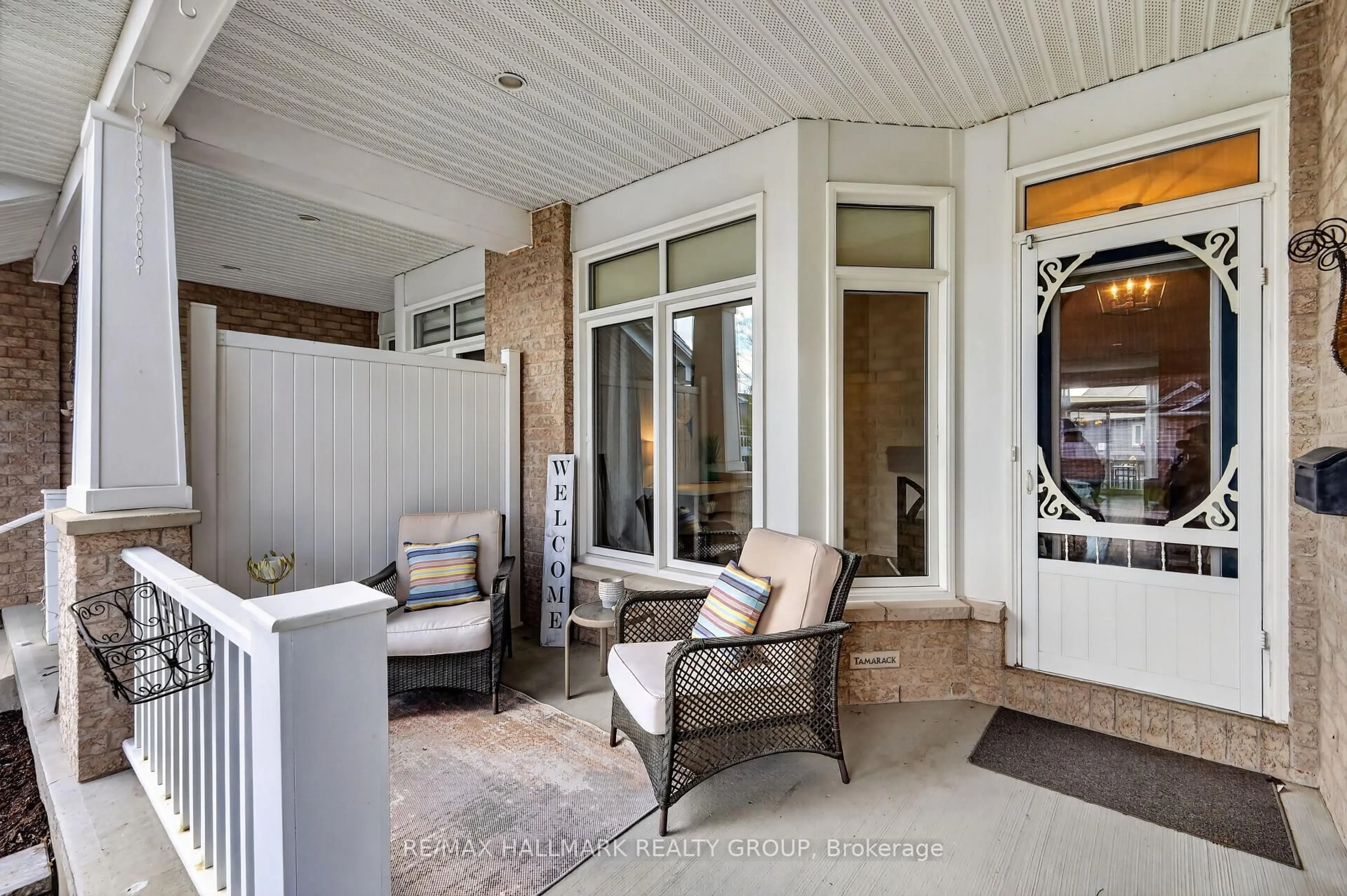 Patio, street for 236 Bulrush Cres, Ottawa Ontario K1T 0E6