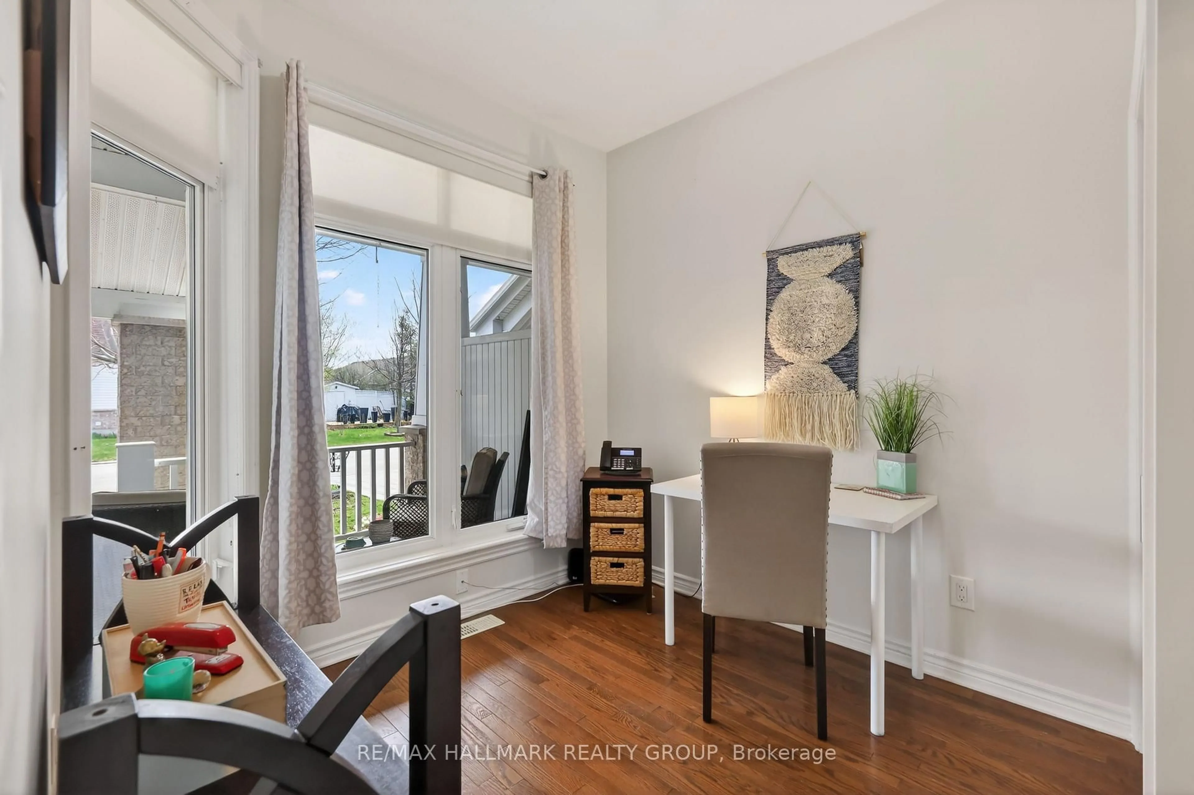 A pic of a room for 236 Bulrush Cres, Ottawa Ontario K1T 0E6