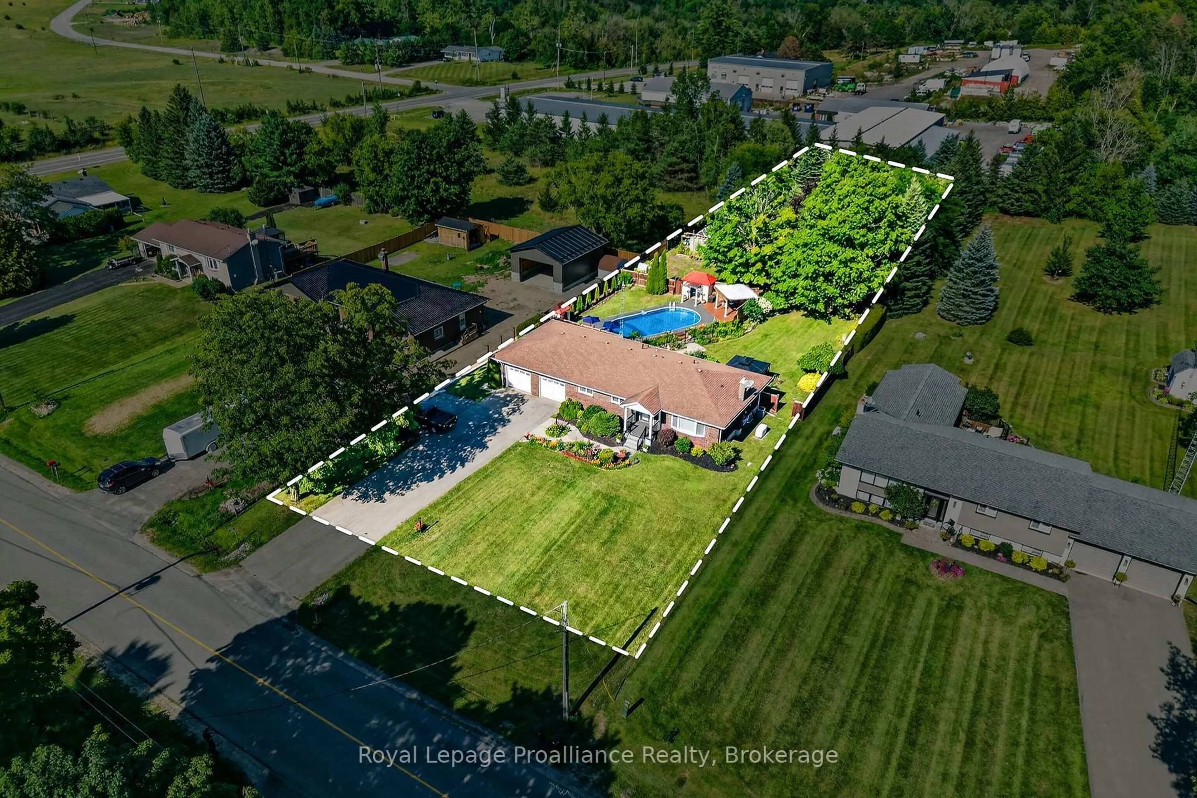 A pic from outside/outdoor area/front of a property/back of a property/a pic from drone, water/lake/river/ocean view for 2773 Division St, Hamilton Township Ontario K9A 0M9