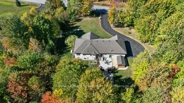 524 Osmond Daley Dr, Carp 5
