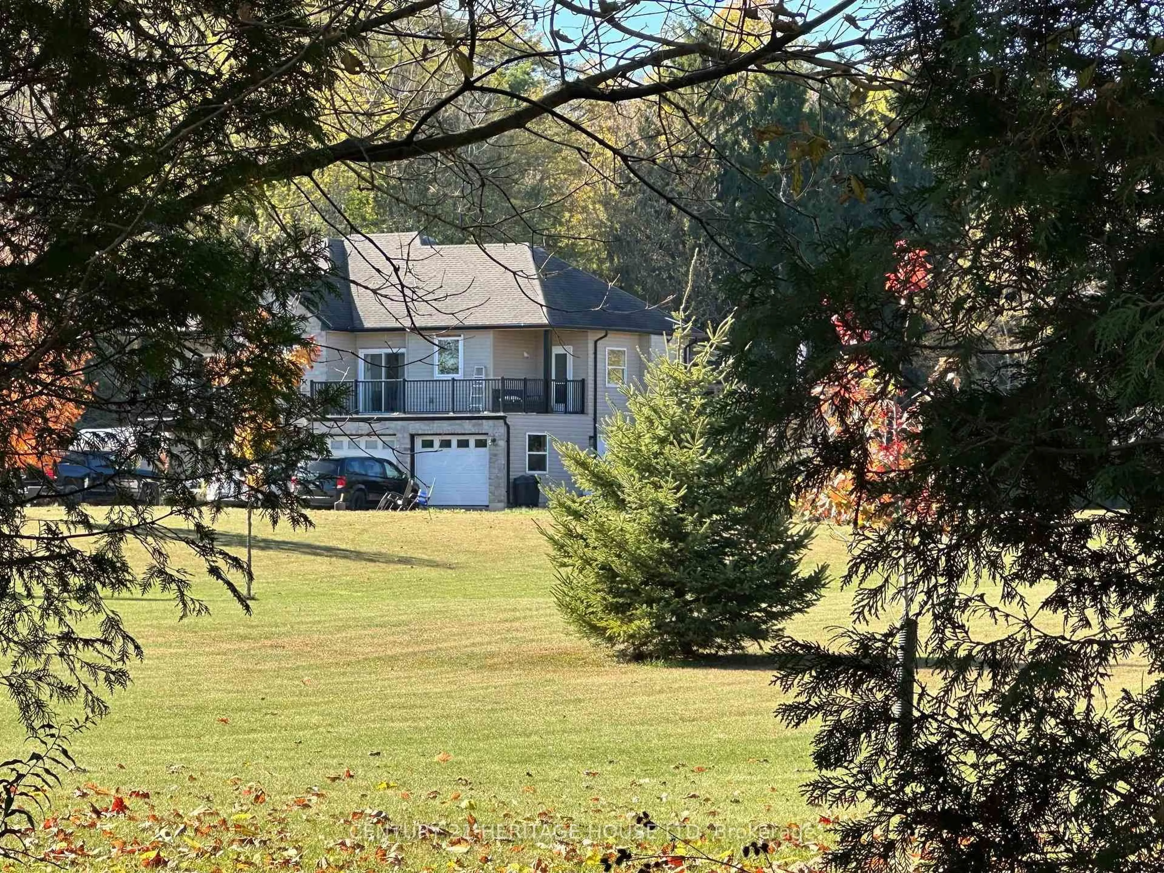 A pic from outside/outdoor area/front of a property/back of a property/a pic from drone, unknown for 41108 Sparta Line, Southwold Ontario N5L 1J2
