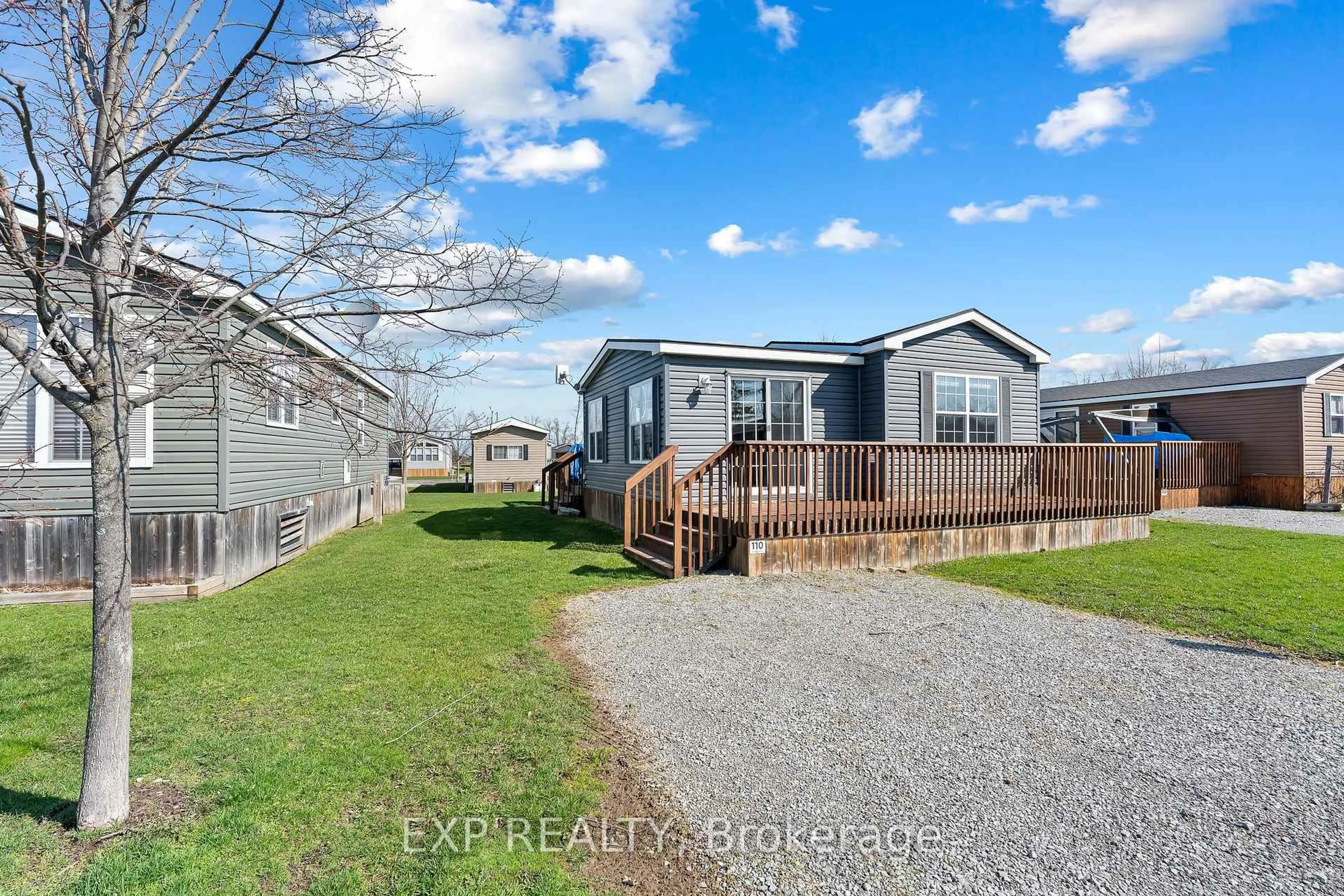 A pic from outside/outdoor area/front of a property/back of a property/a pic from drone, water/lake/river/ocean view for 1501 Line 8 Rd #110, Niagara-on-the-Lake Ontario L0S 1J0