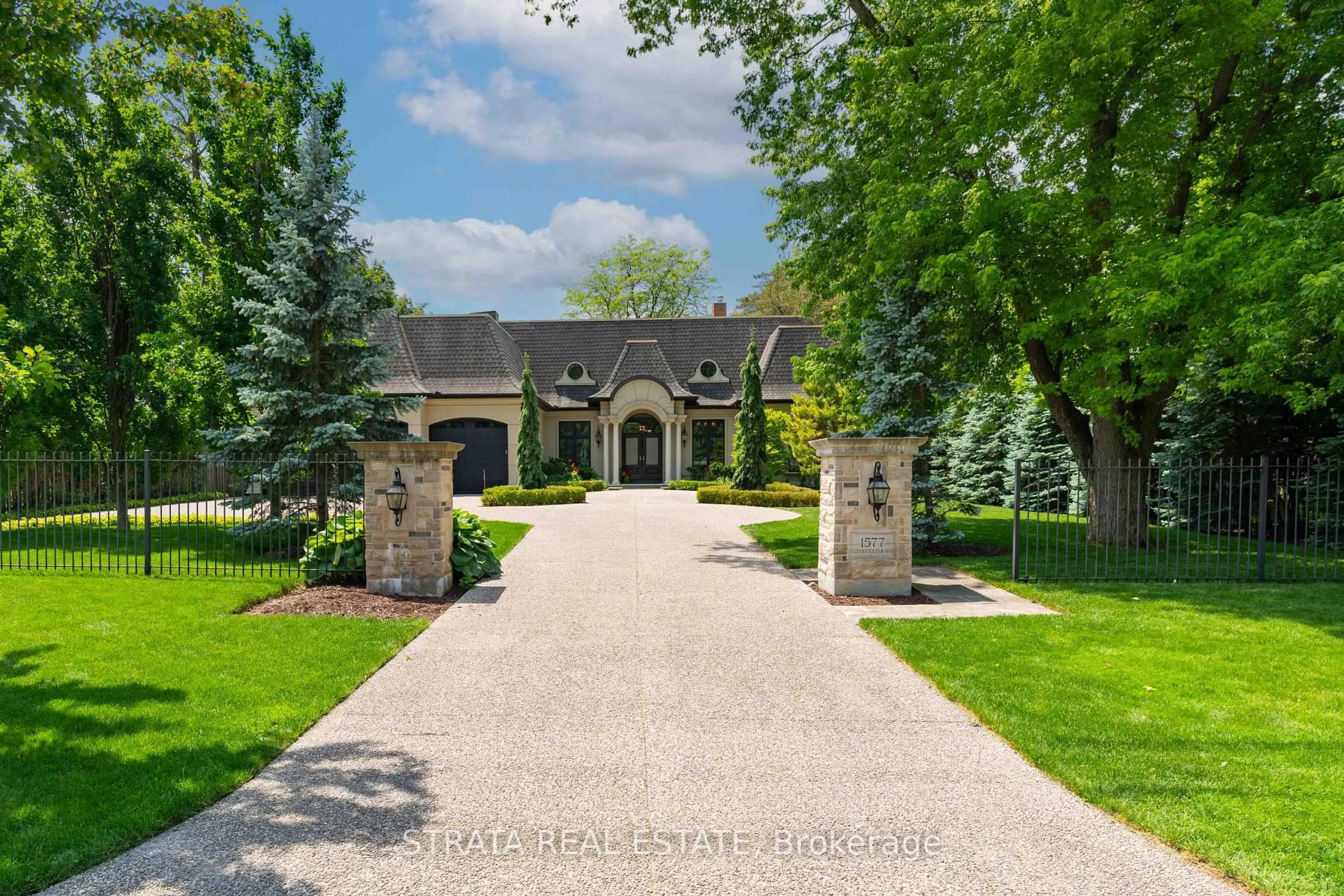 Unknown for 1577 Gloucester Rd, London North Ontario N6G 2S5