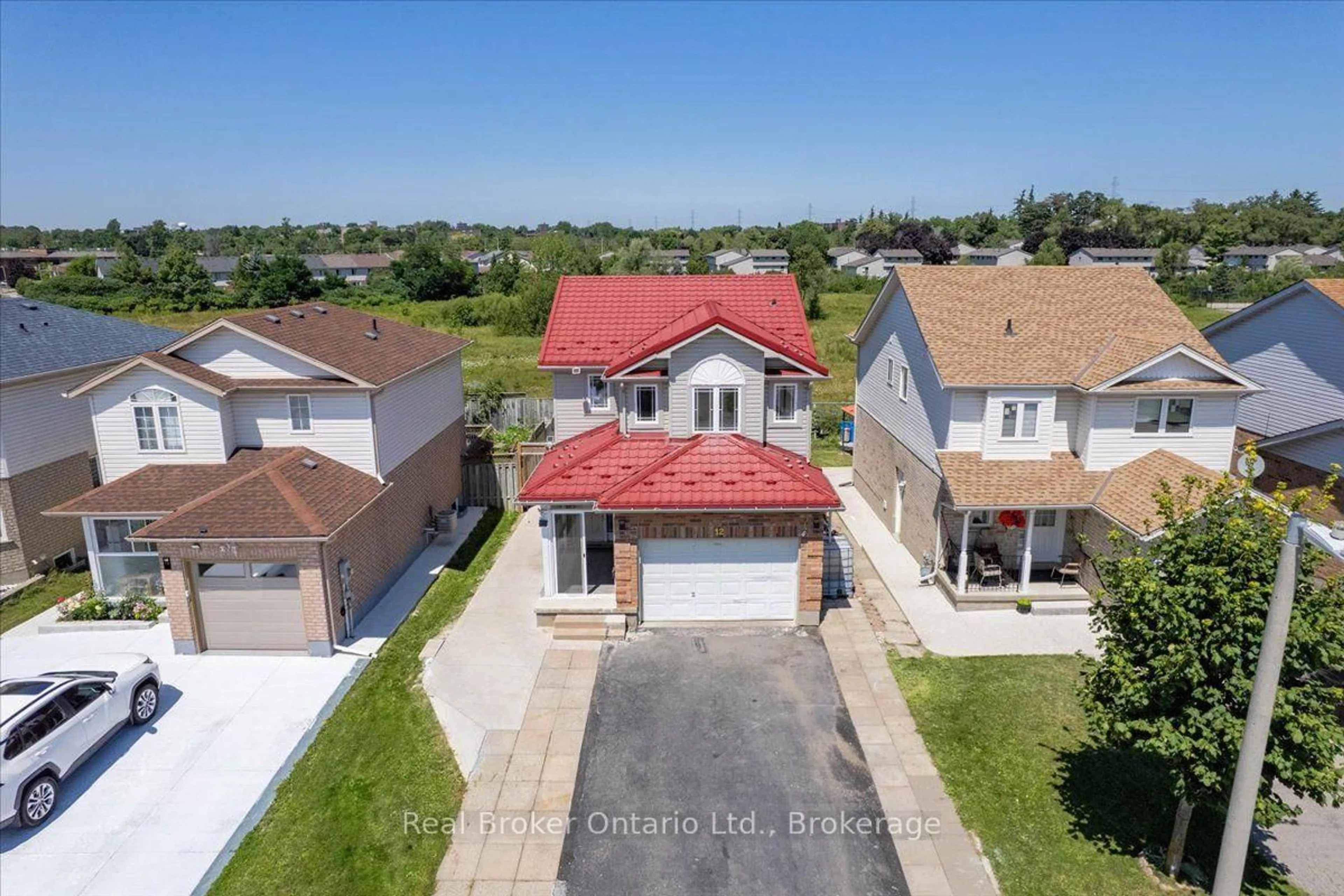A pic from outside/outdoor area/front of a property/back of a property/a pic from drone, street for 12 Castlebury Dr, Guelph Ontario N1K 1X9