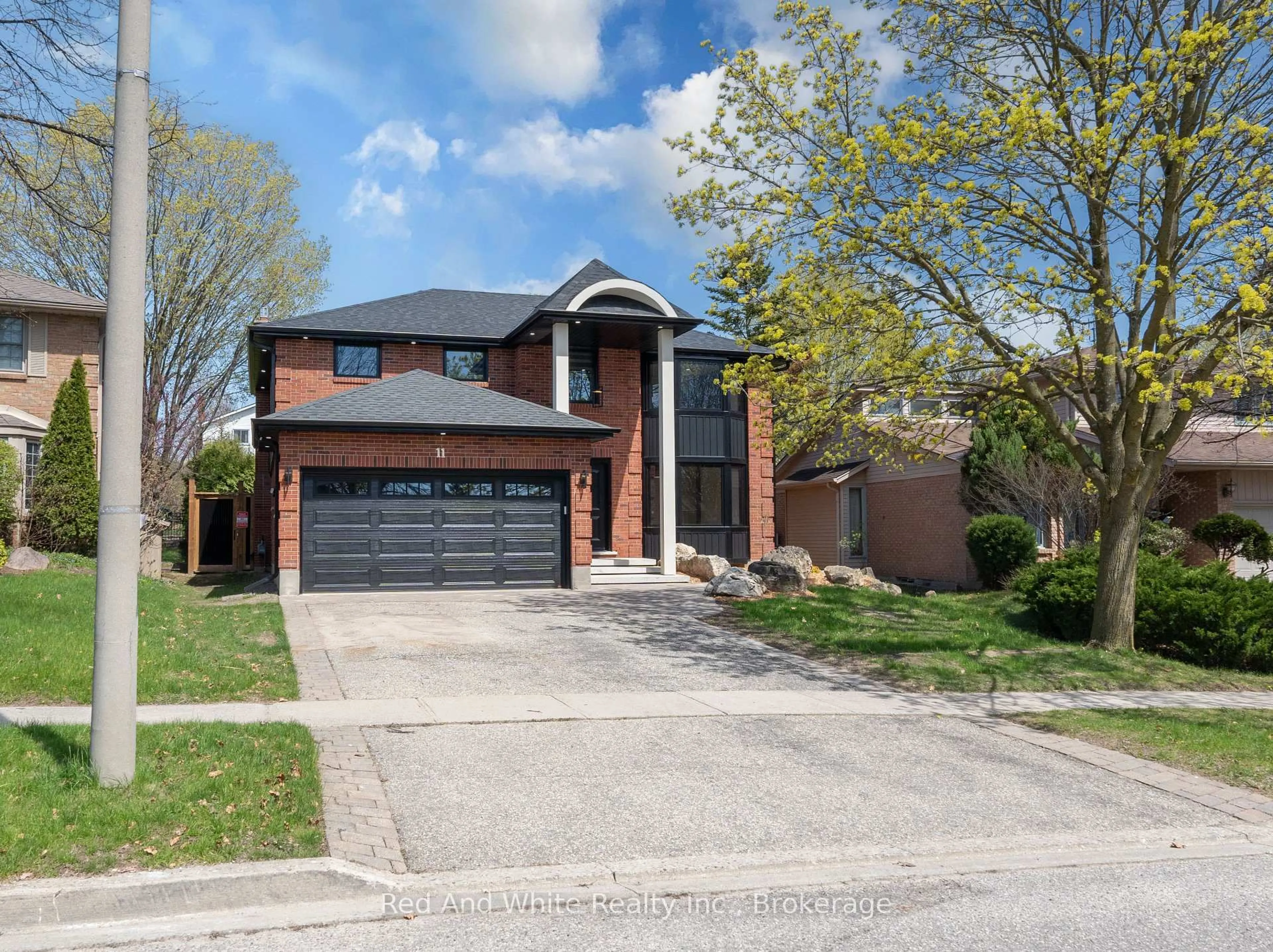 Home with brick exterior material, street for 11 Bridlewood Dr, Guelph Ontario N1G 4A5