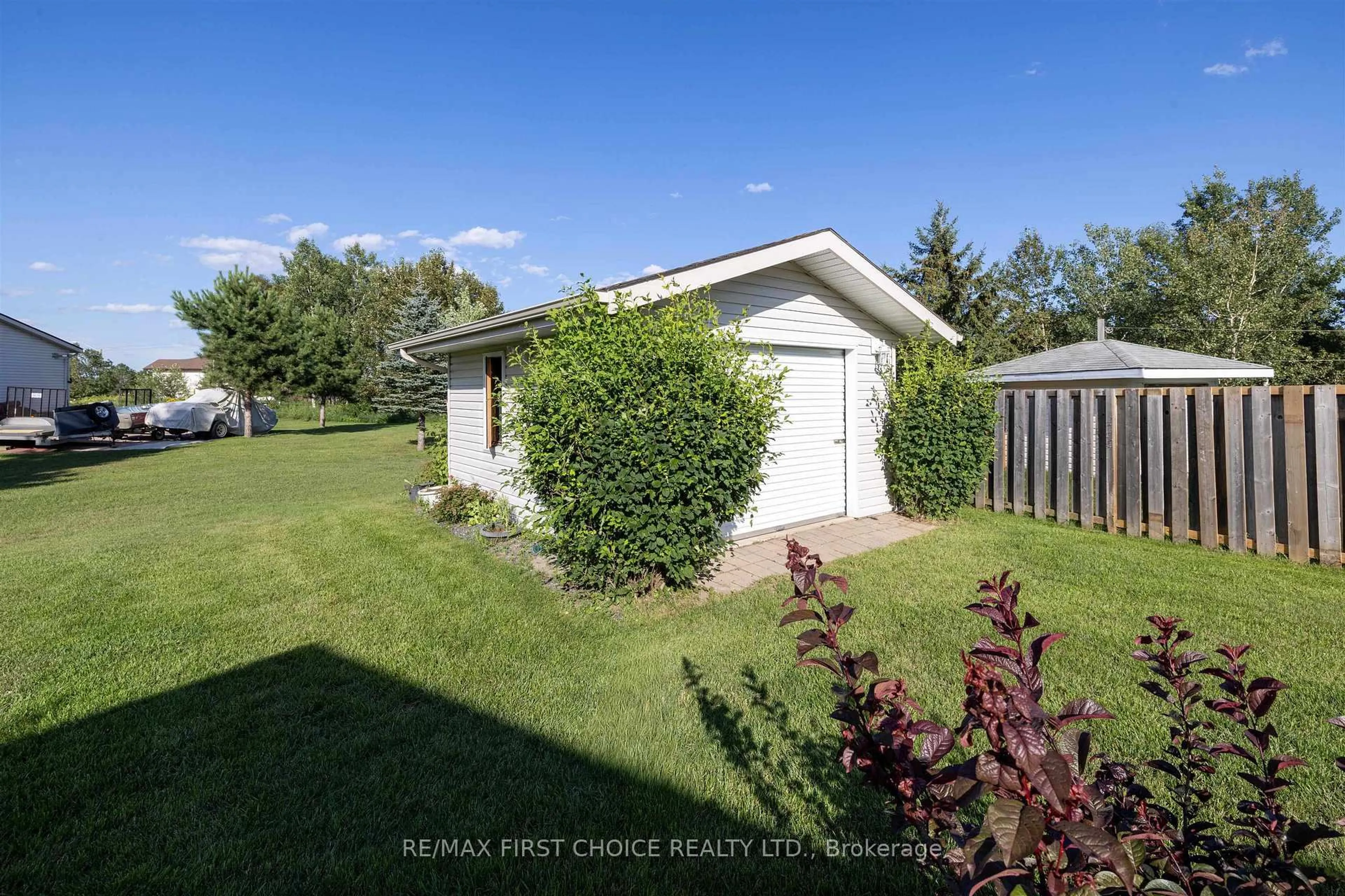 Unknown for 132 Wolverine Cres, Thunder Bay Ontario P7C 5Z2