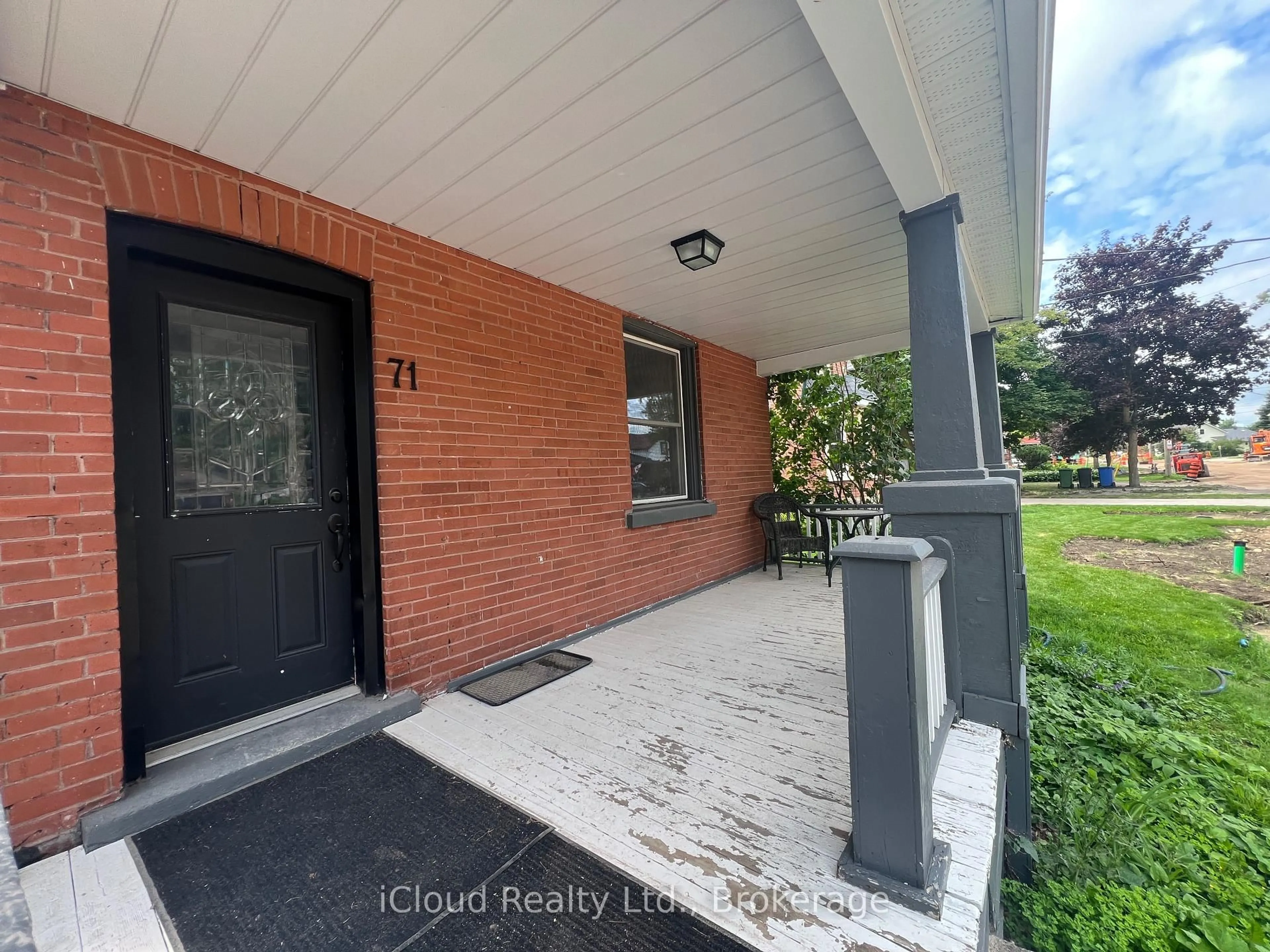 Unknown for 71 Osprey St, Southgate Ontario N0C 1B0