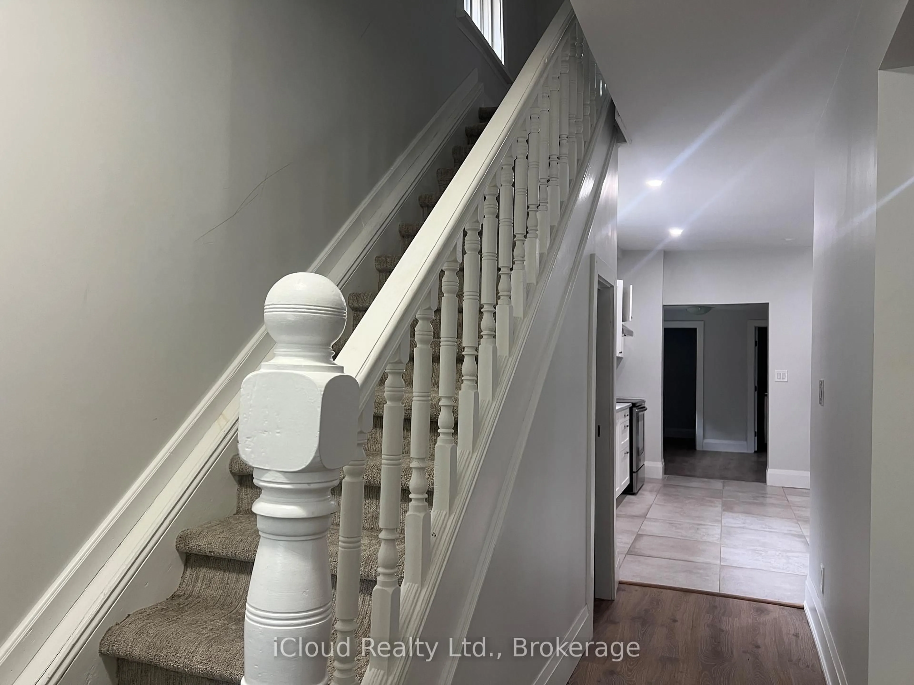 Stairs for 71 Osprey St, Southgate Ontario N0C 1B0