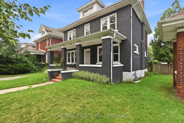 255 Hall Ave, Windsor 4