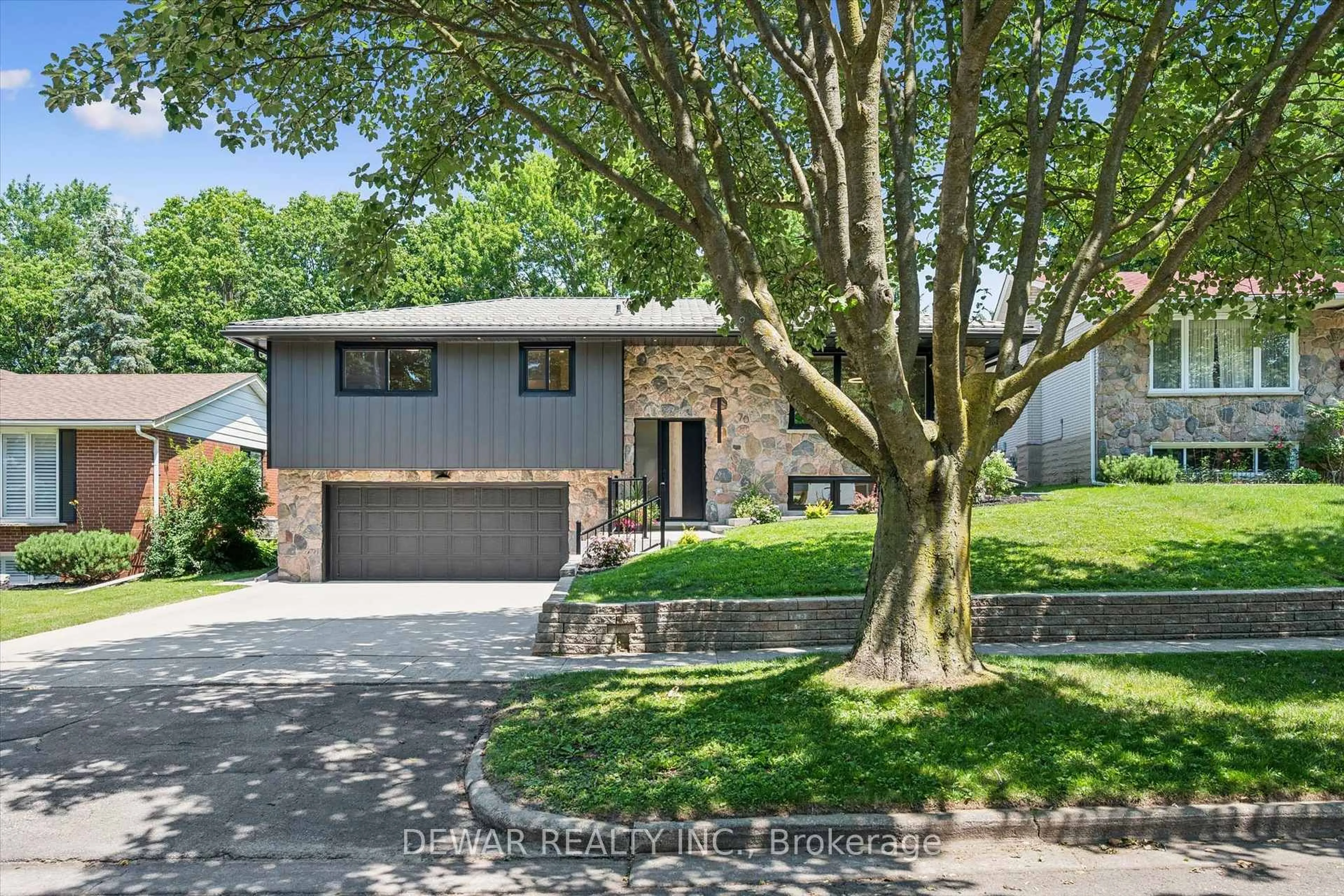 Home with brick exterior material, street for 70 Champlain Cres, Kitchener Ontario N2B 2Y6