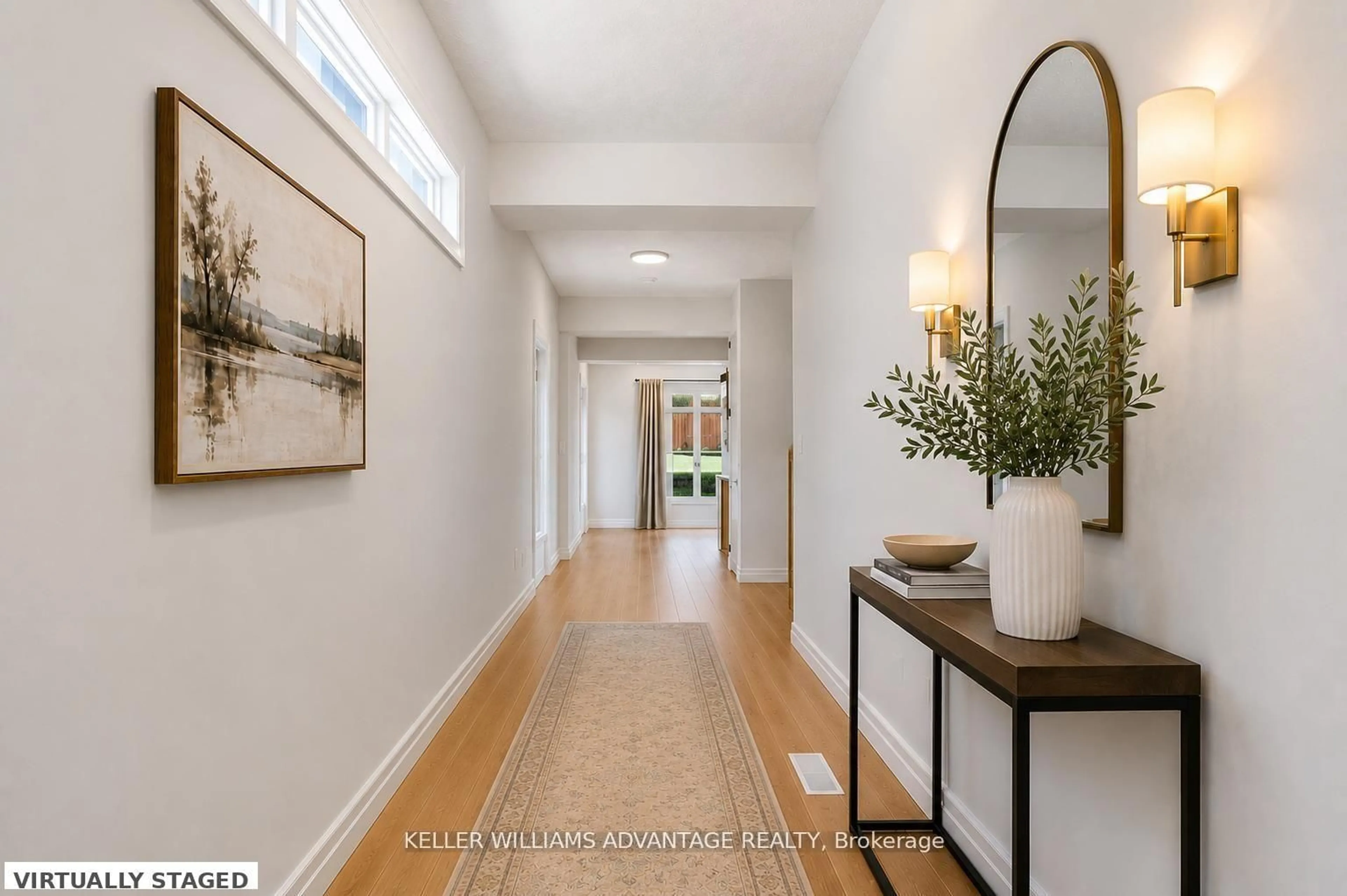 Indoor entryway for 450 Westhaven St, Waterloo Ontario N2T 2R2