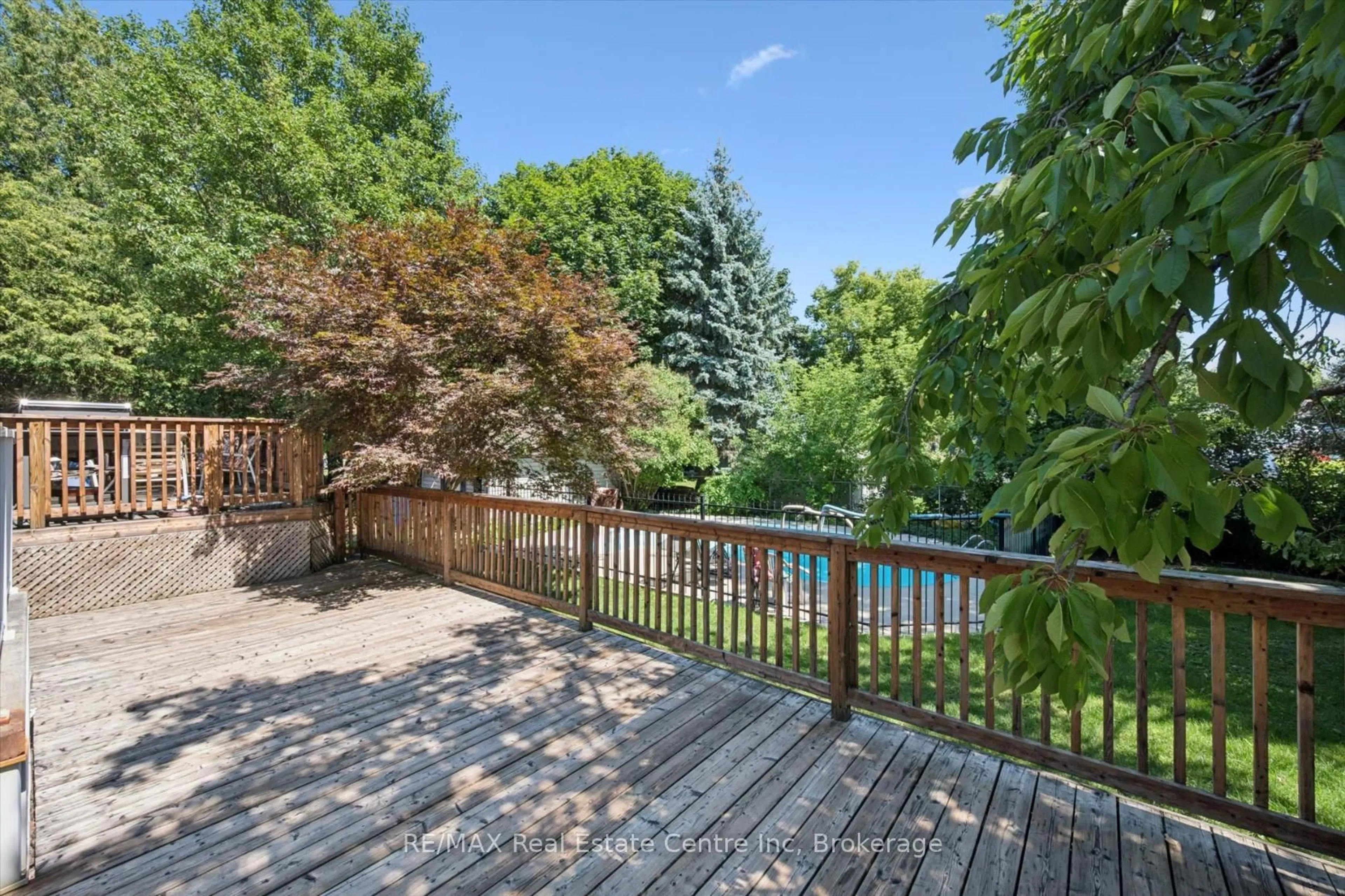 Unknown for 289 SPEEDVALE Ave, Guelph Ontario N1E 1M8