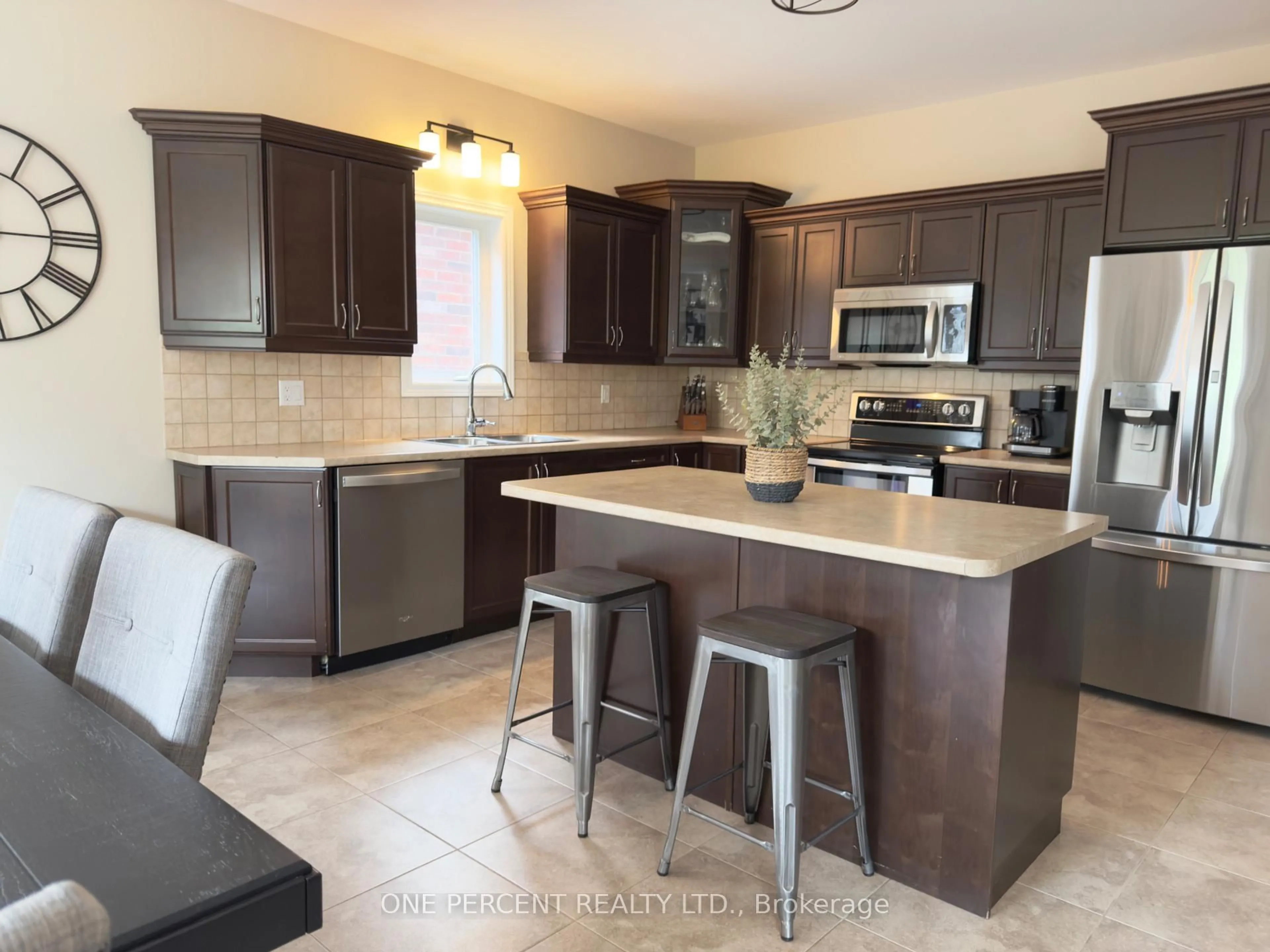 Open concept kitchen, ceramic/tile floor for 4871 Northgate Cres, Lincoln Ontario L0R 1B9