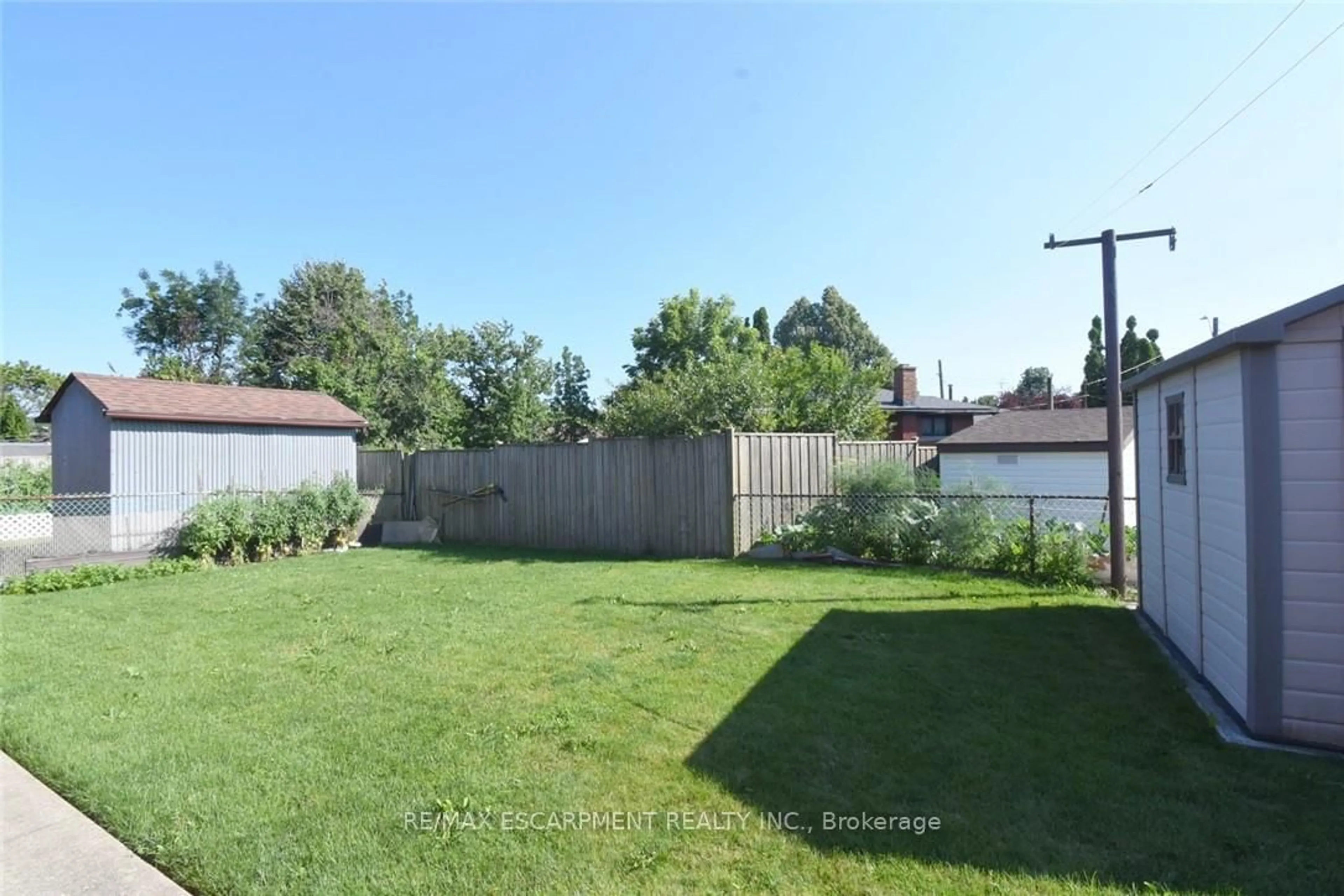 Unknown for 36 Abbington Dr, Hamilton Ontario L9C 4R3