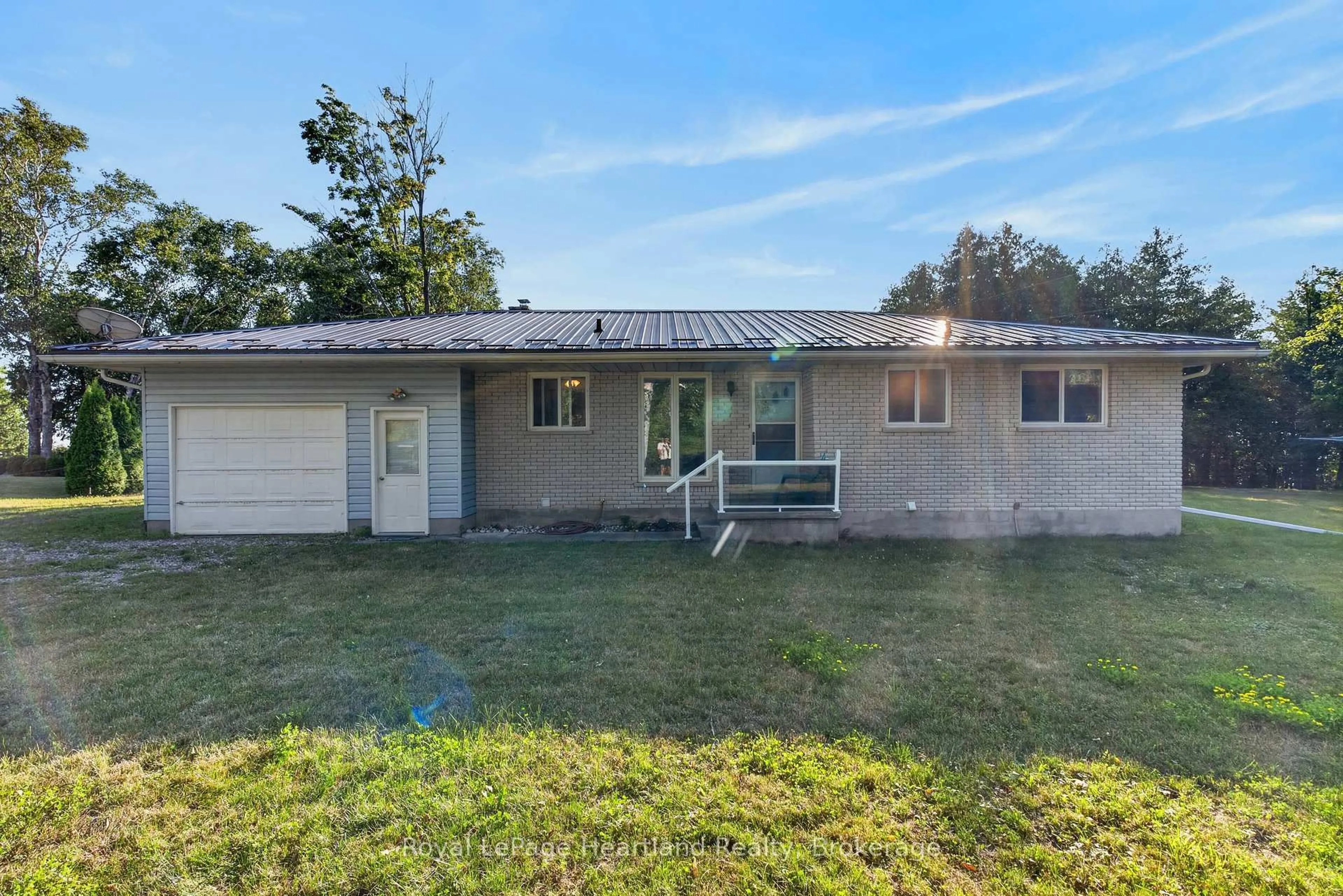 Unknown for 83429 David Dr, Ashfield-Colborne-Wawanosh Ontario N7A 3X9