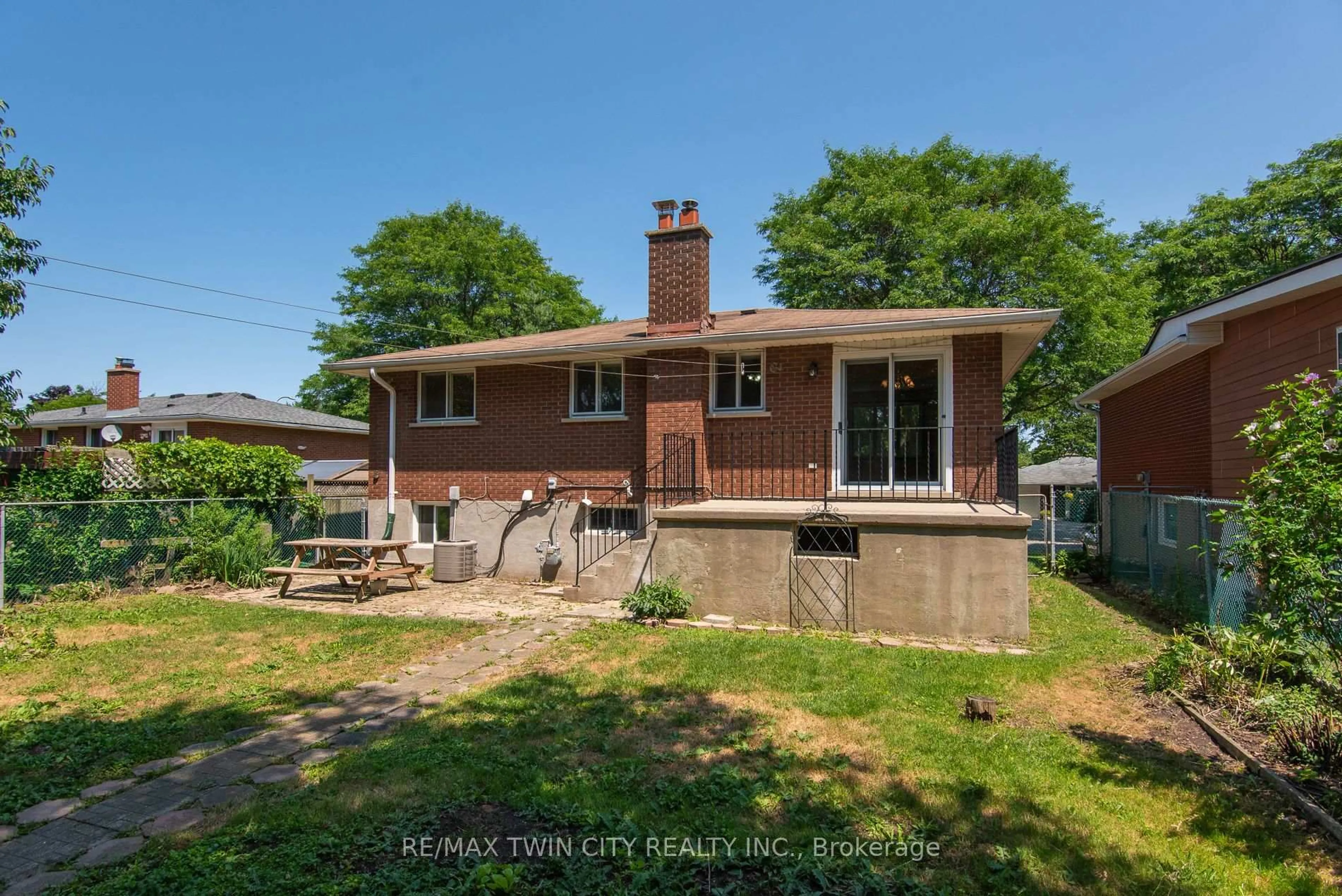 Unknown for 635 Cedargrove Pl, Waterloo Ontario N2L 4Y8