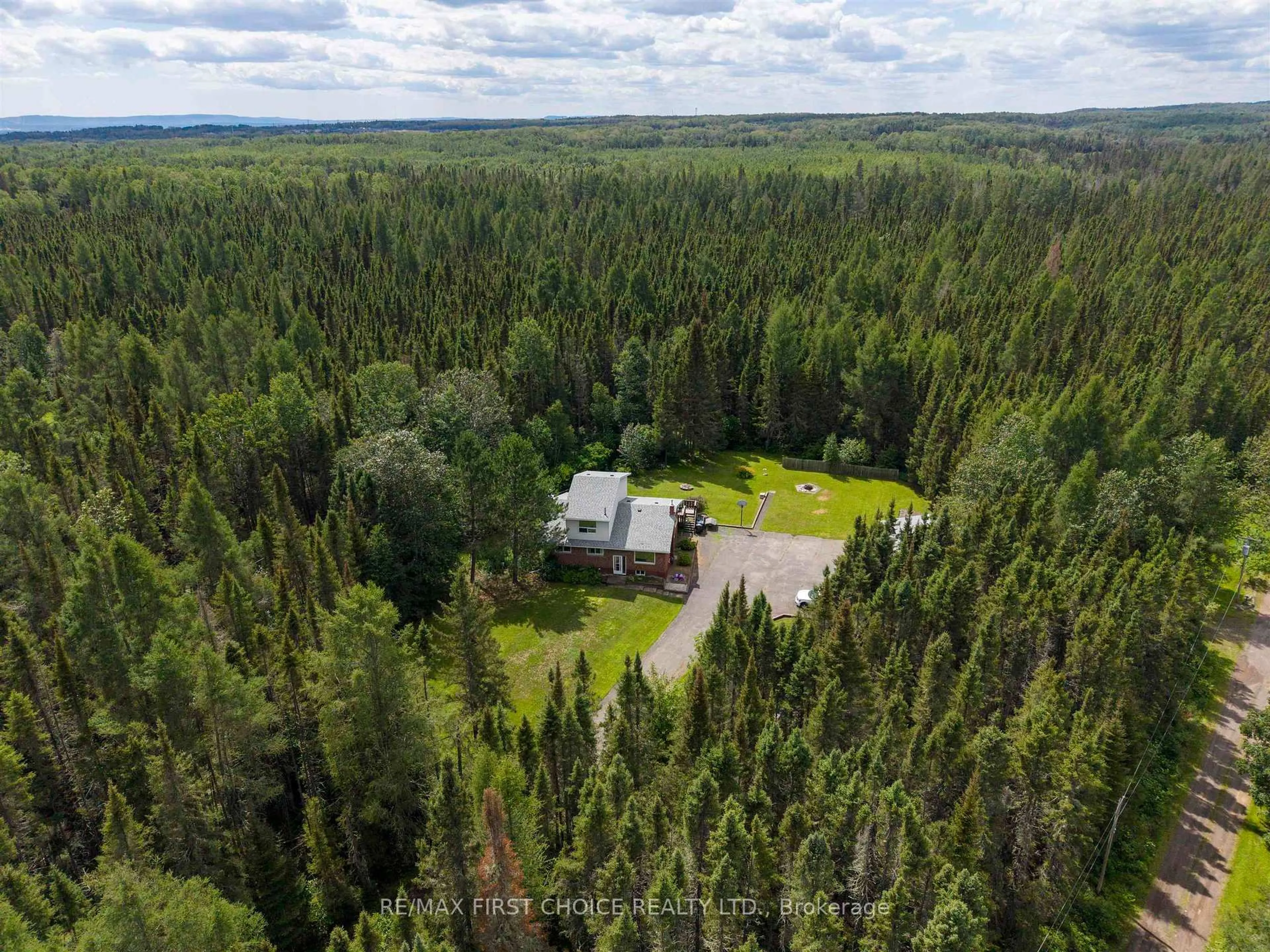 A pic from outside/outdoor area/front of a property/back of a property/a pic from drone, forest/trees view for 521 Onion Lake Rd, Thunder Bay Ontario P7G 2C1