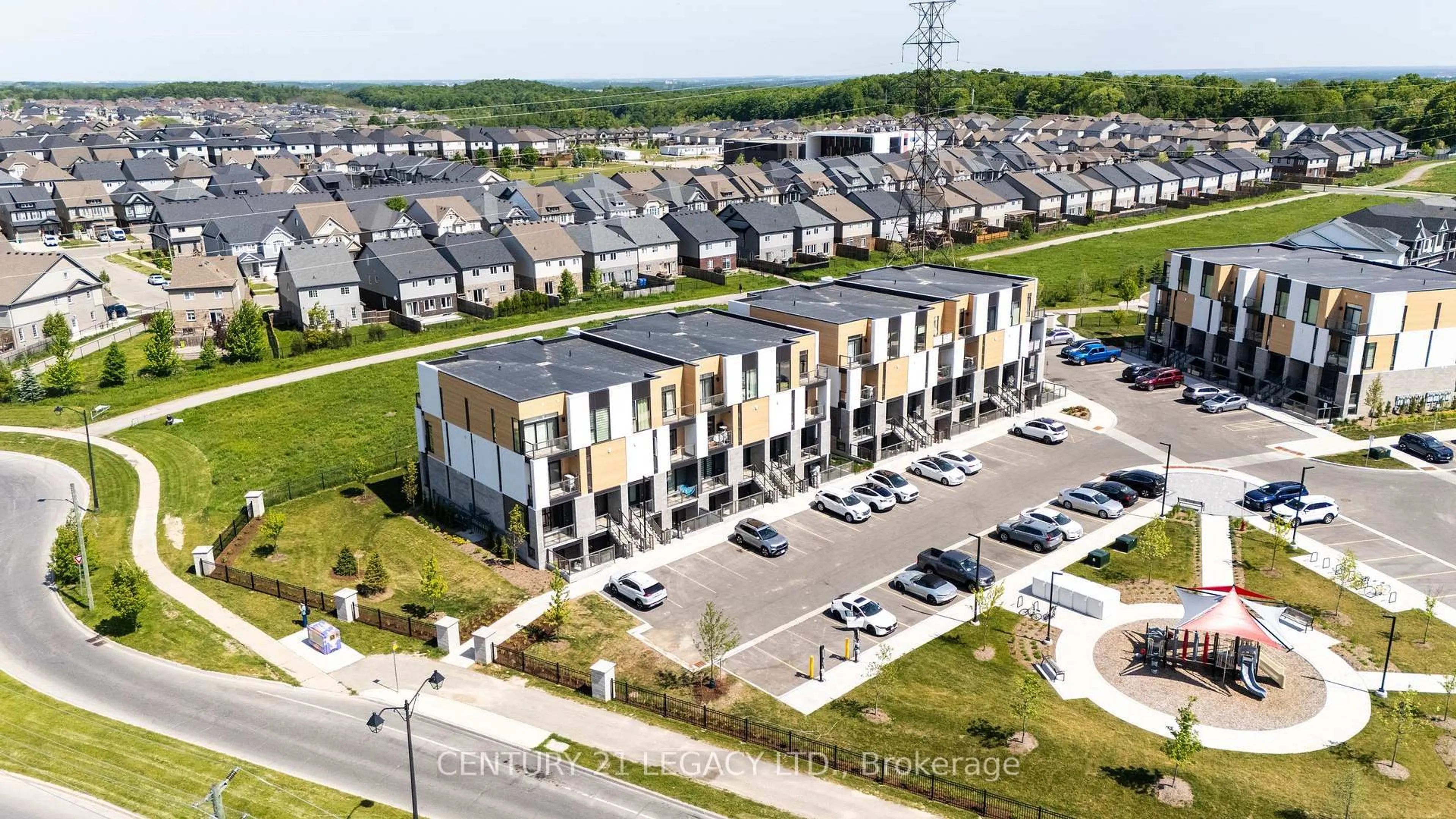 A pic from outside/outdoor area/front of a property/back of a property/a pic from drone, street for 142 Foamflower Pl, Waterloo Ontario N2V 0G9