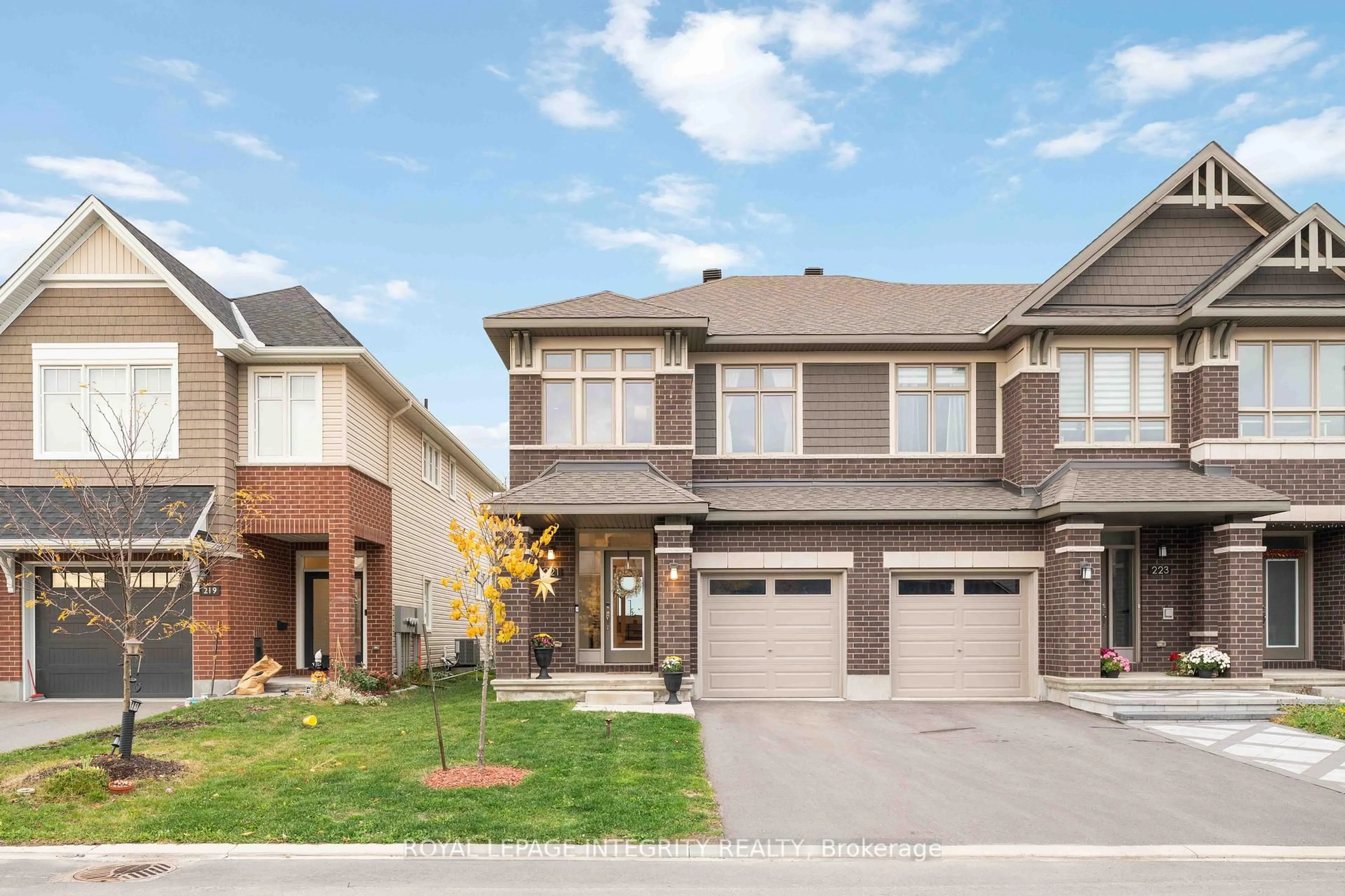 Home with brick exterior material, street for 221 Finsbury Ave, Ottawa Ontario K2S 2X9