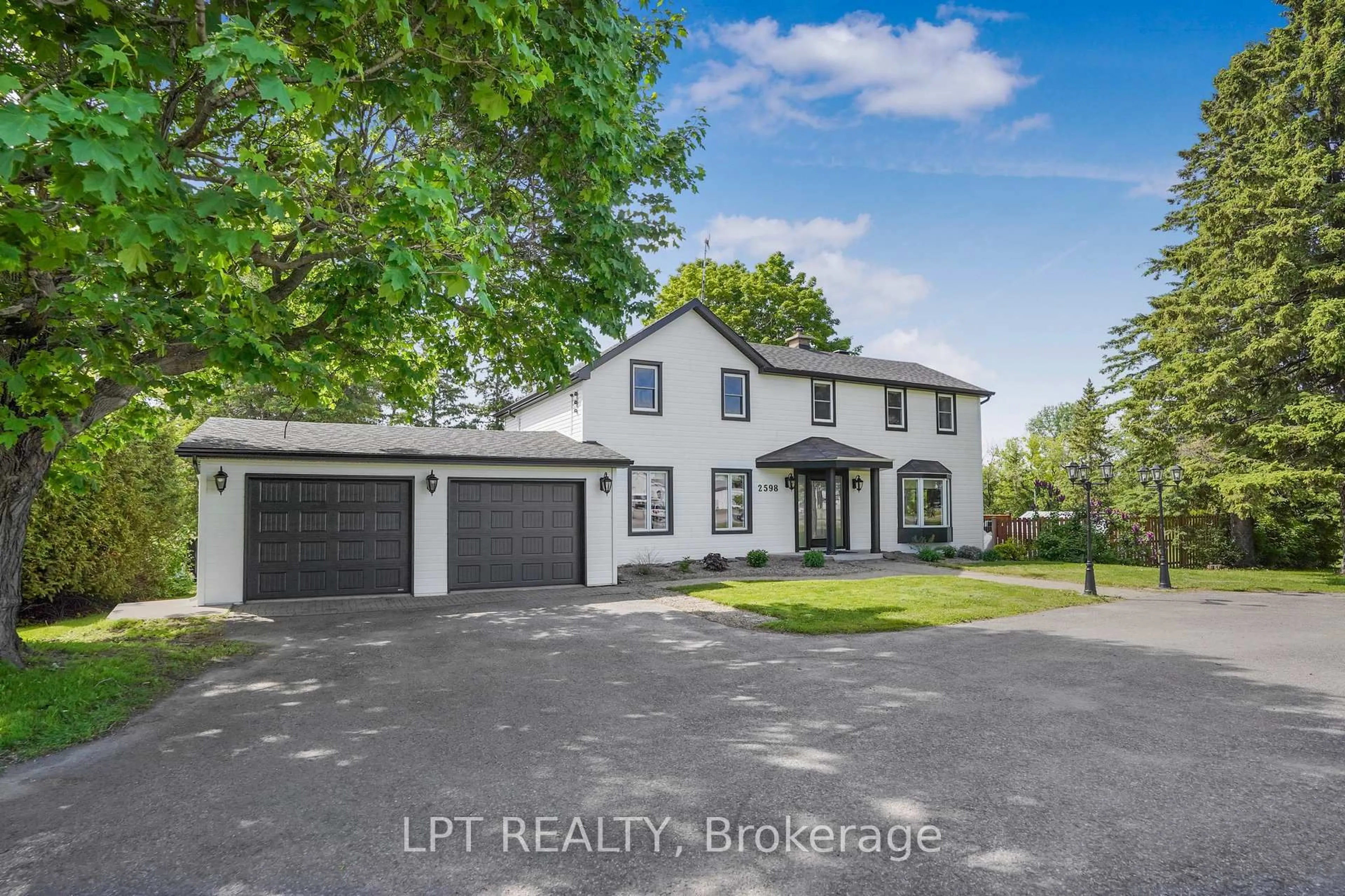 A pic from outside/outdoor area/front of a property/back of a property/a pic from drone, street for 2598 Highway 34 Rd, Hawkesbury Ontario K6A 0E5