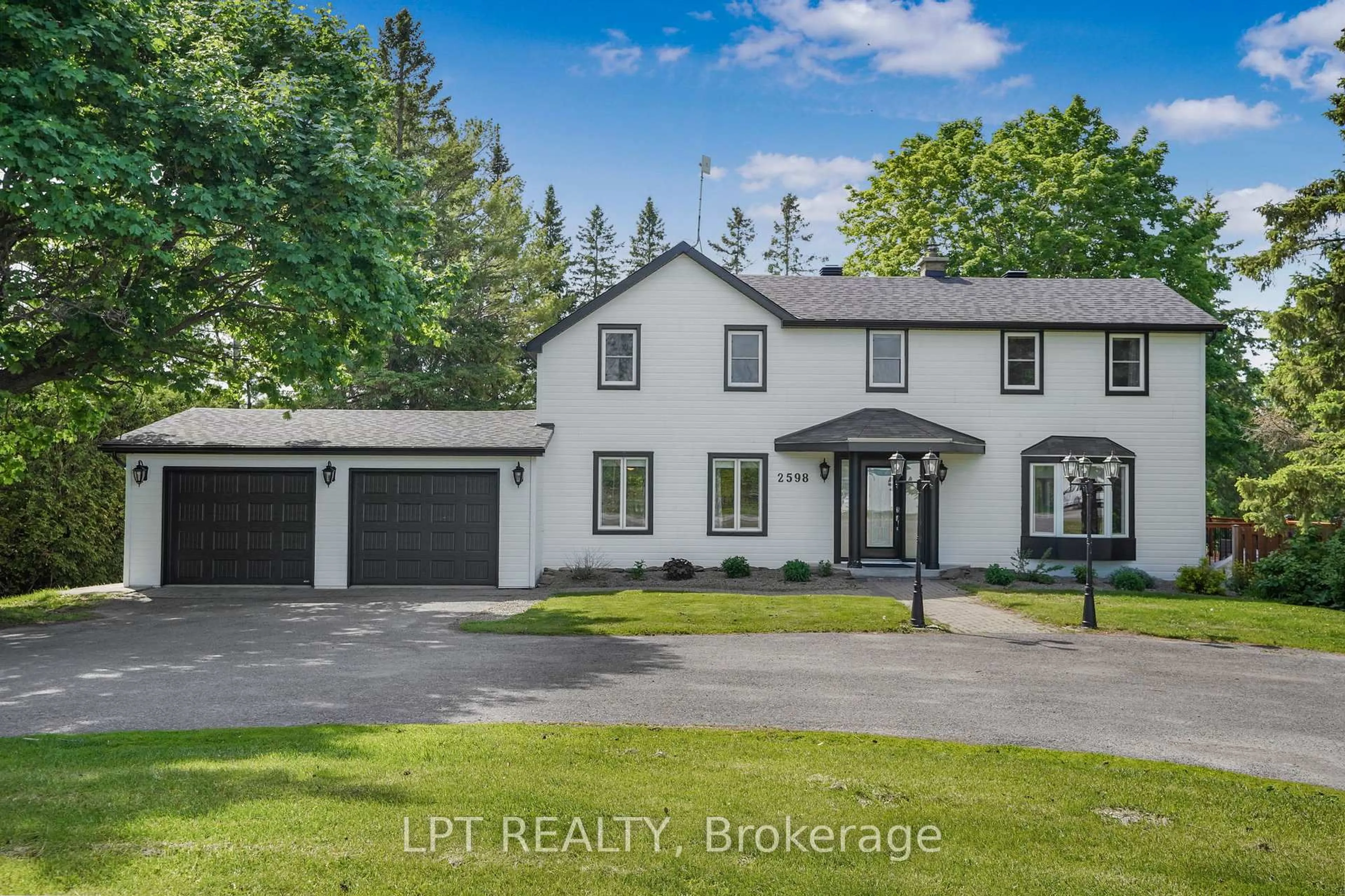 A pic from outside/outdoor area/front of a property/back of a property/a pic from drone, street for 2598 Highway 34 Rd, Hawkesbury Ontario K6A 0E5