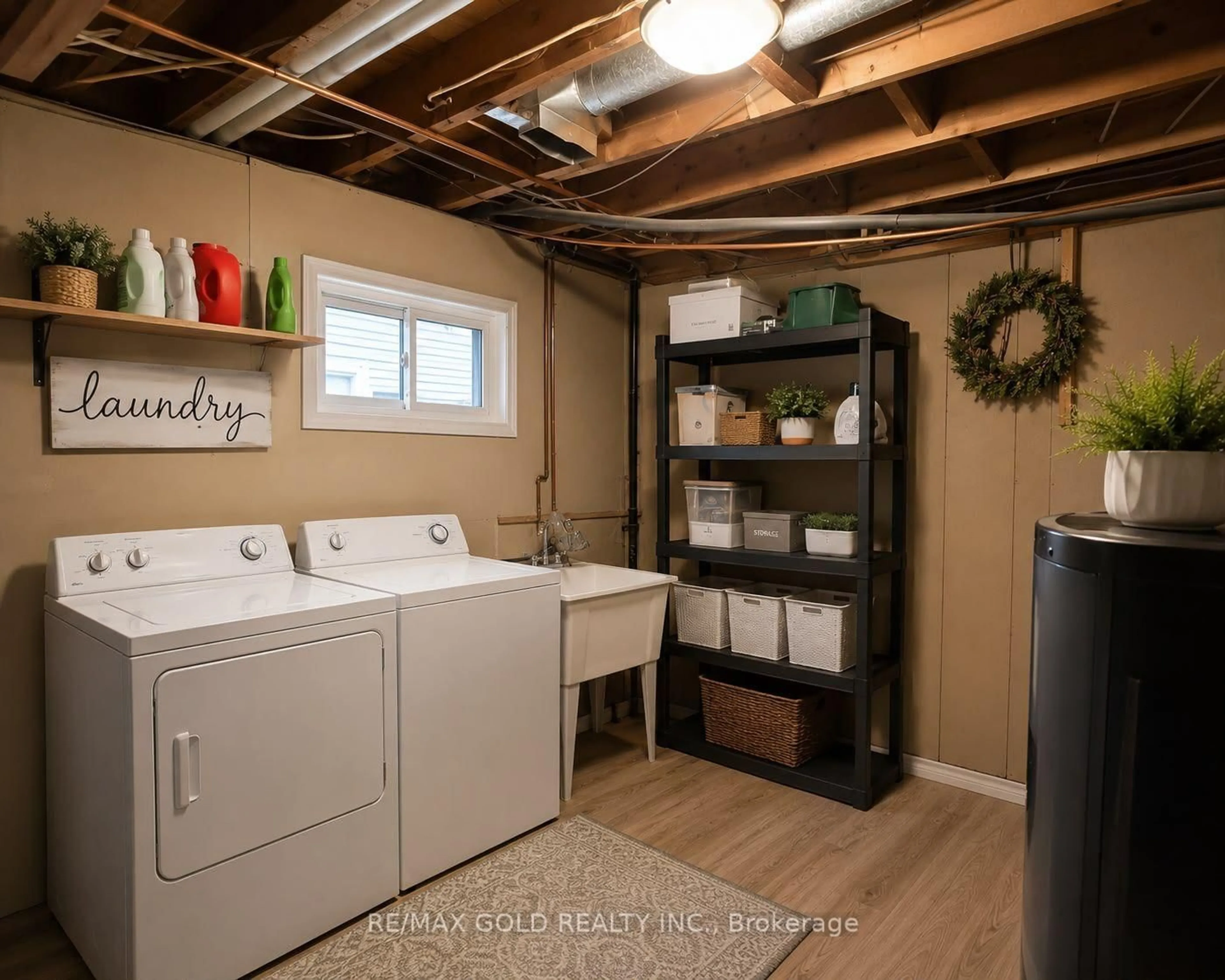 Laundry room for 617 Trailview Dr, Peterborough Ontario K9J 8K3