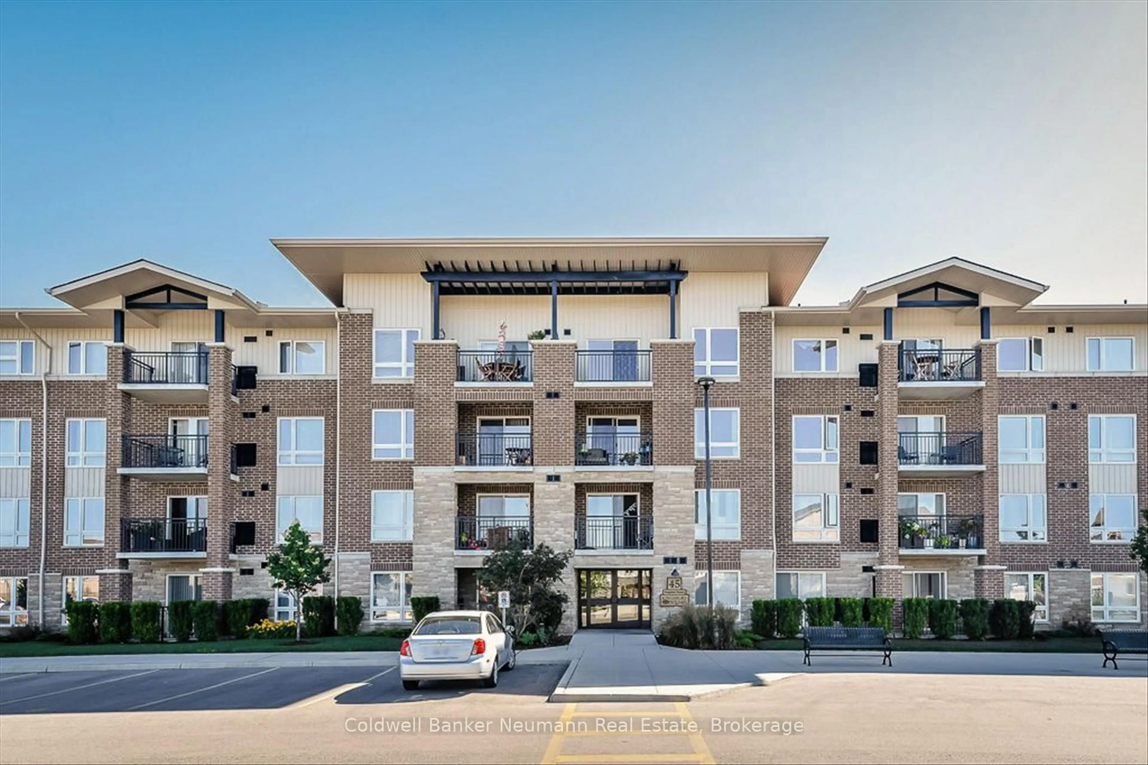 Unknown for 45 Kingsbury Sq #301, Guelph Ontario N1L 0L2