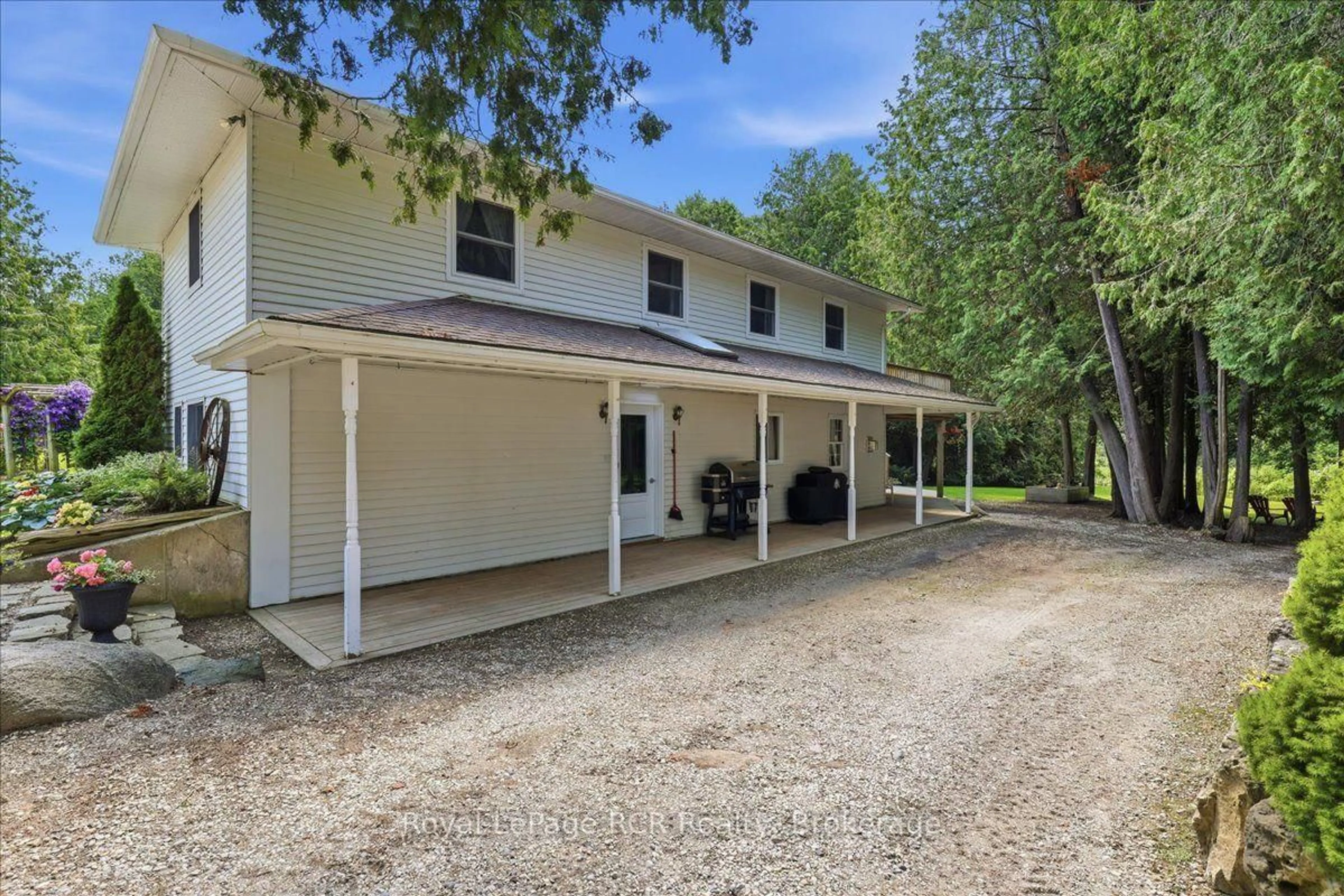A pic from outside/outdoor area/front of a property/back of a property/a pic from drone, street for 7525 Highway 89, Wellington North Ontario N0G 2L0